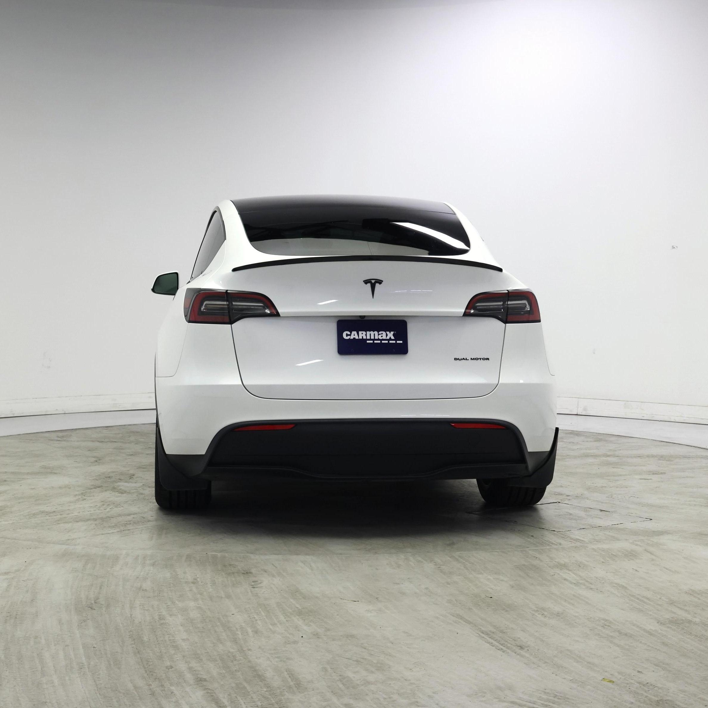 Thumbnail: 2023 Tesla Model Y - 6