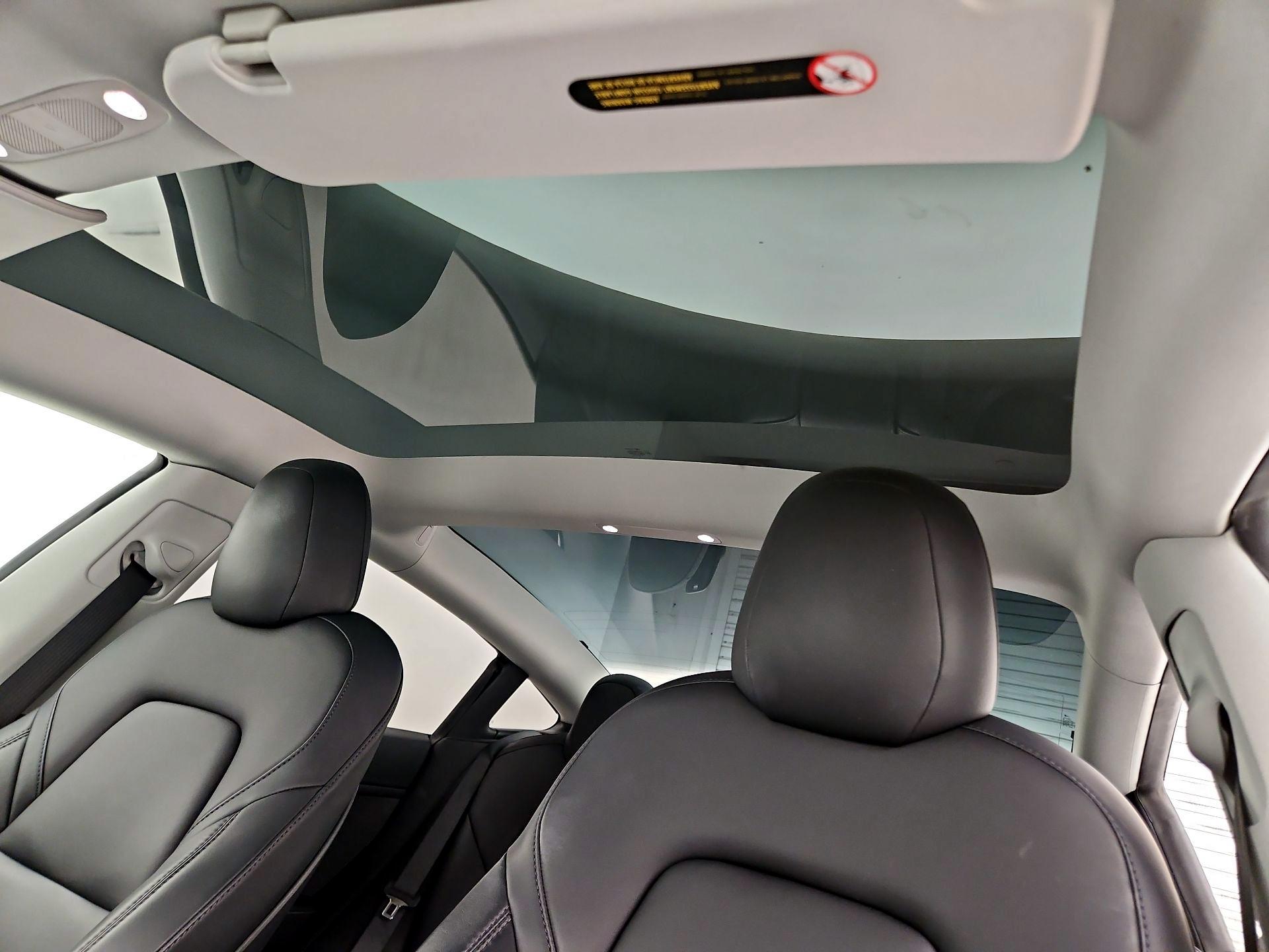 Thumbnail: 2022 Tesla Model 3 - 18