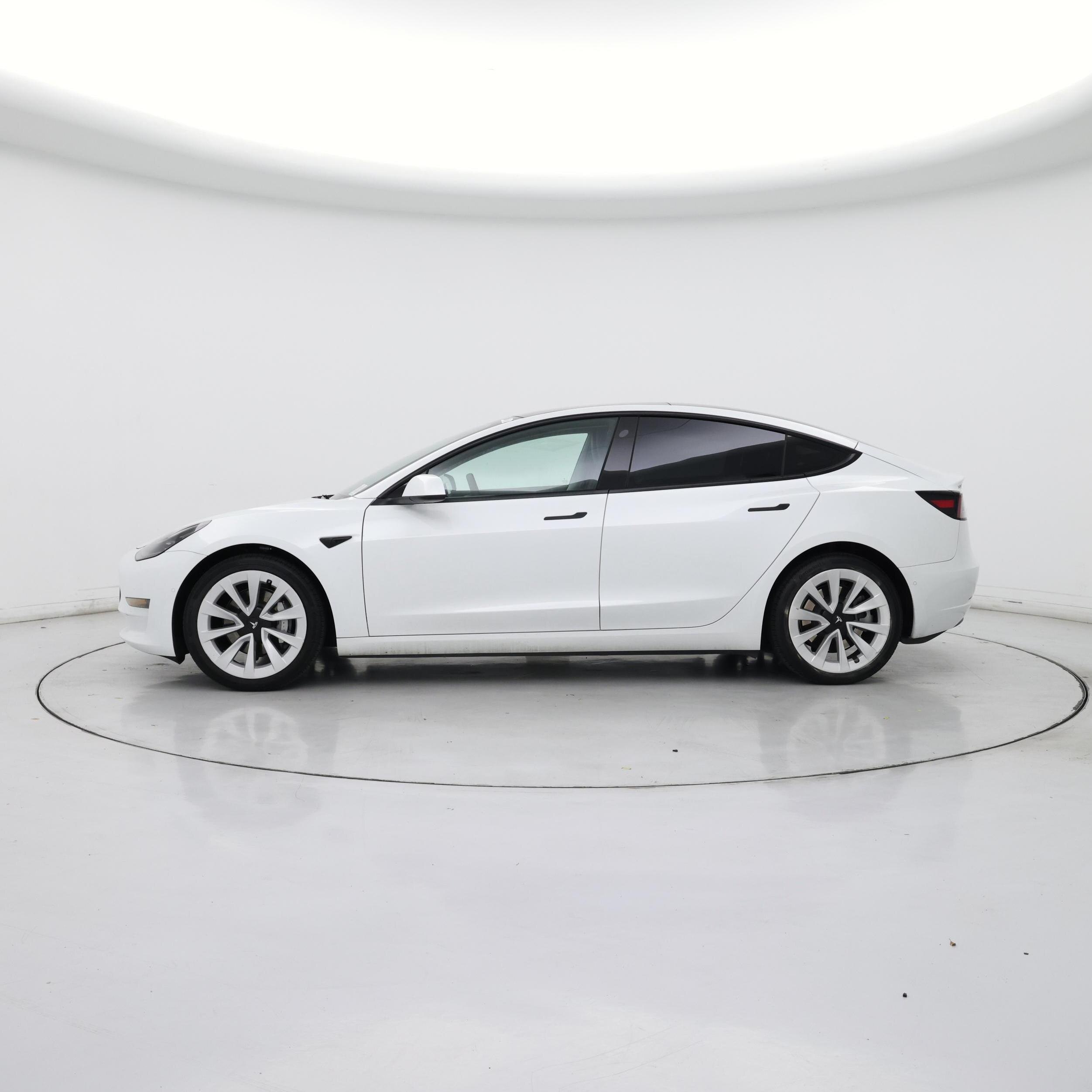 Thumbnail: 2022 Tesla Model 3 - 3