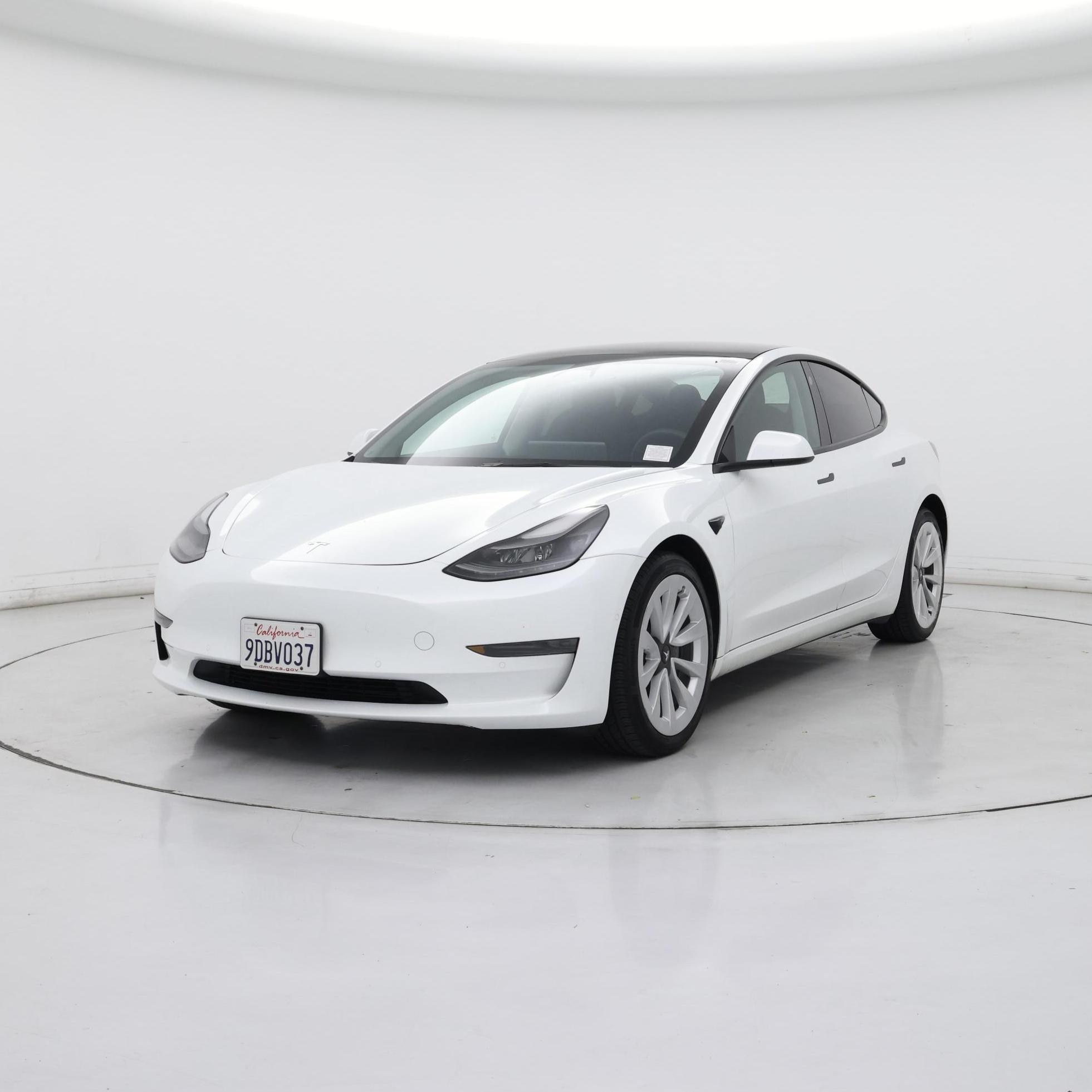 Thumbnail: 2022 Tesla Model 3 - 4