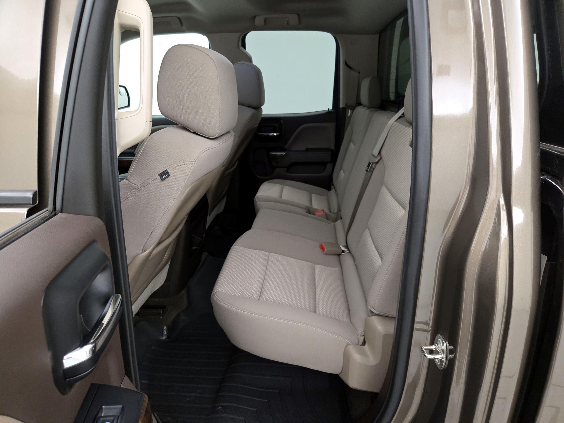 Thumbnail: 2015 Chevrolet Silverado 1500 - 19