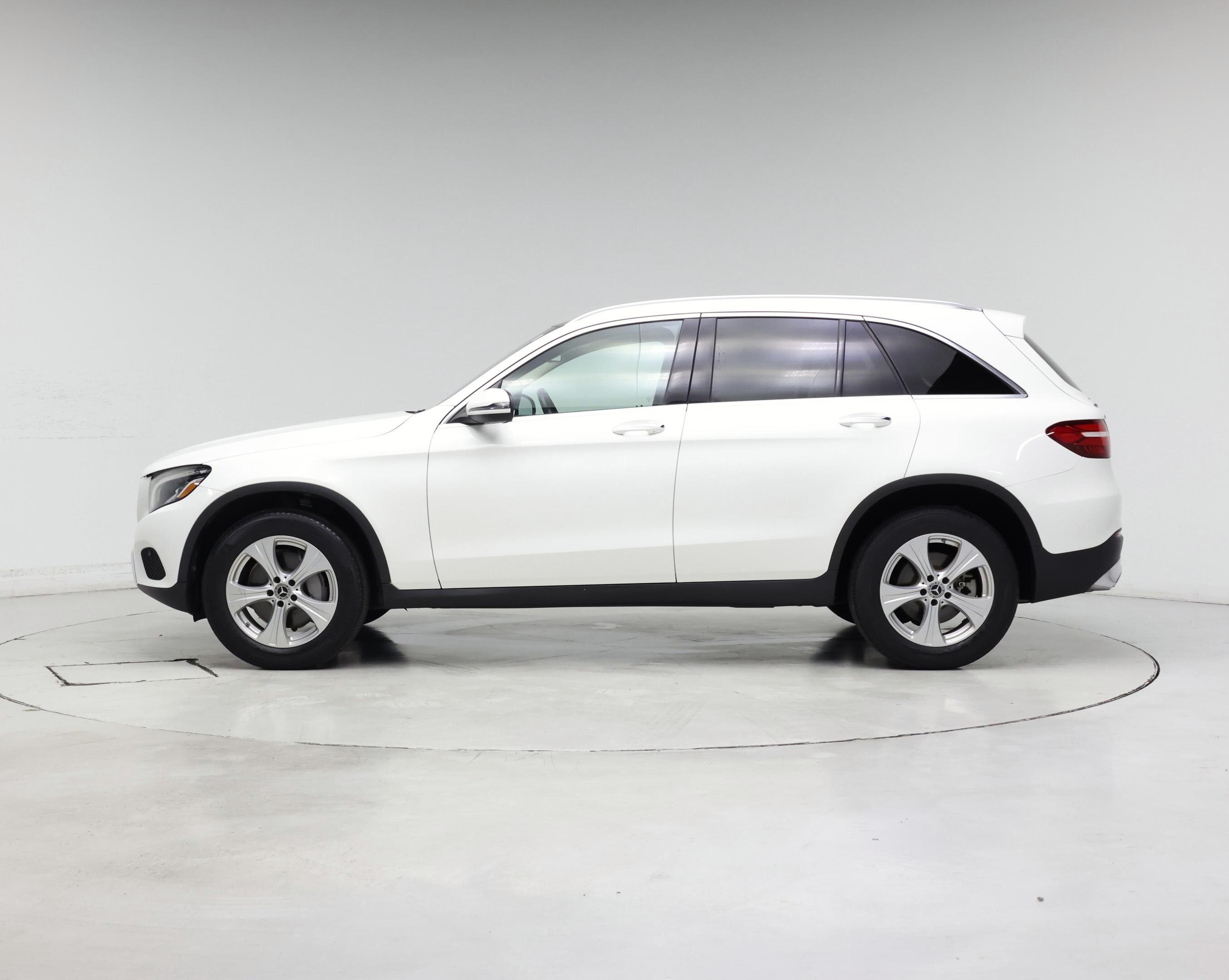 Thumbnail: 2018 Mercedes-Benz GLC - 3