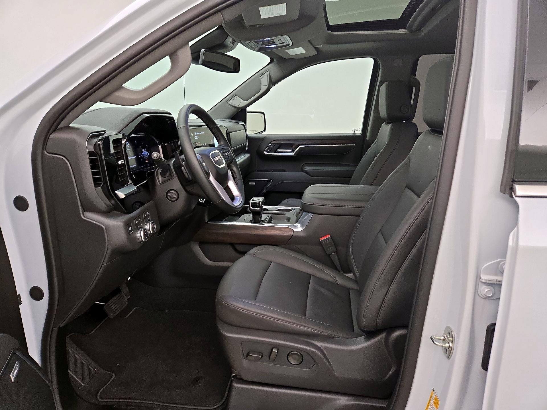 Thumbnail: 2026 GMC Sierra 1500 - 11