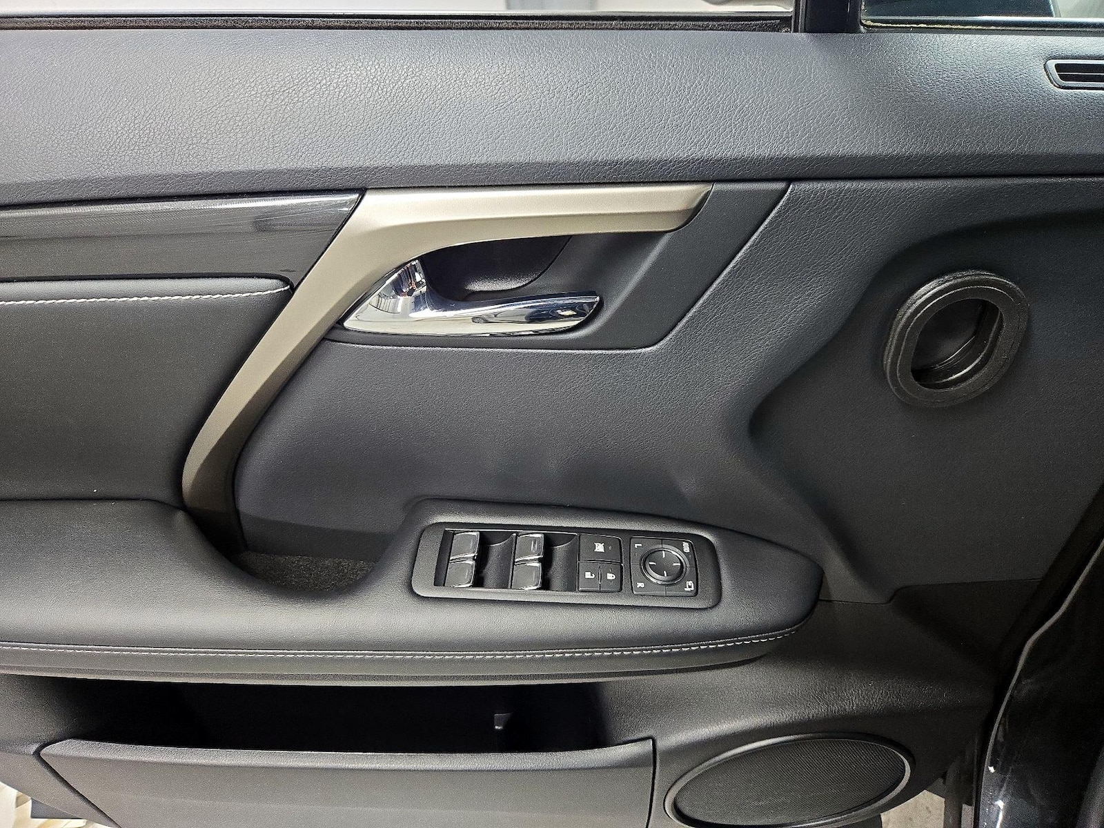 2022 Lexus RX 350 - Photo 13