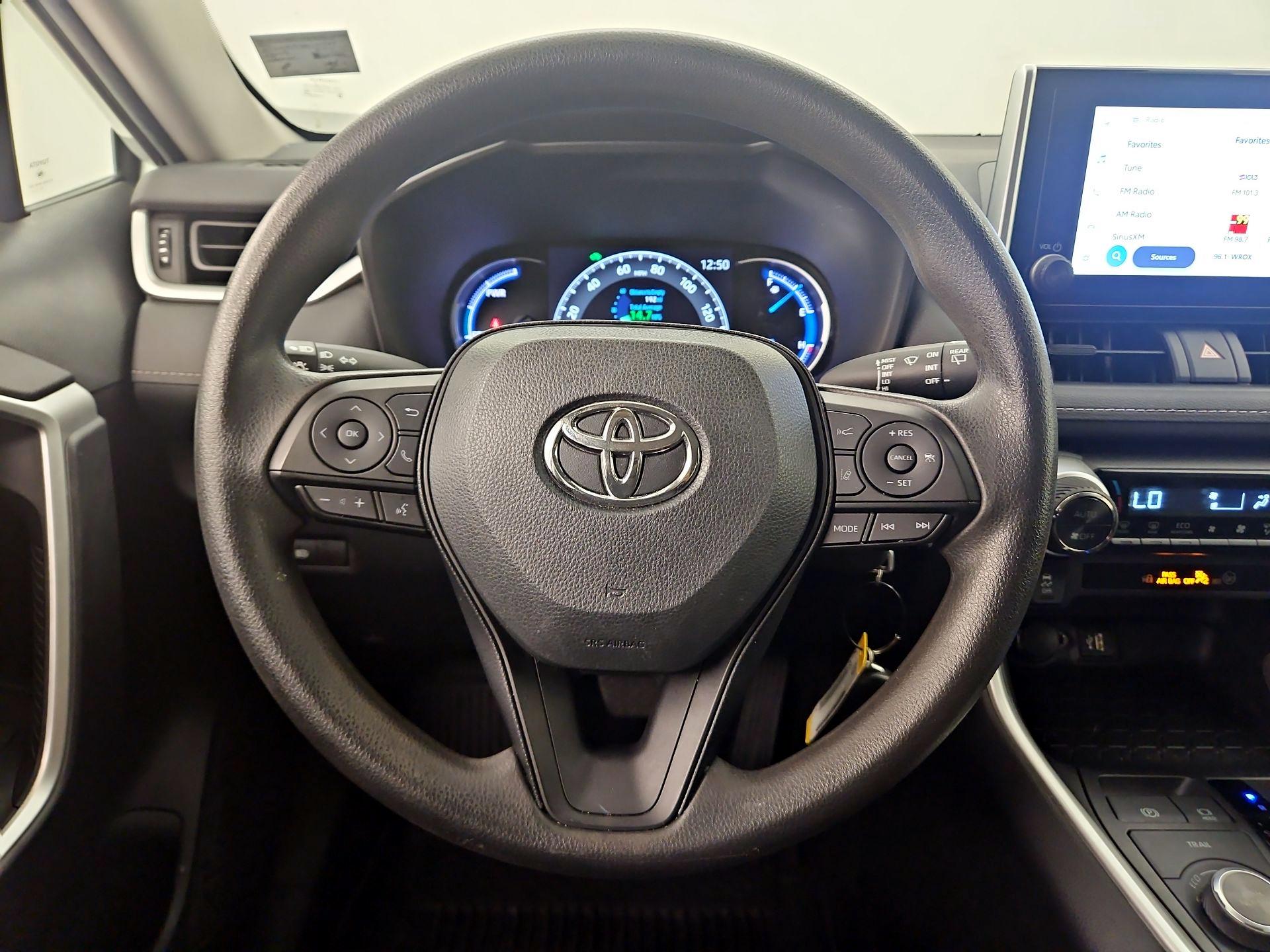 Thumbnail: 2024 Toyota RAV4 - 10