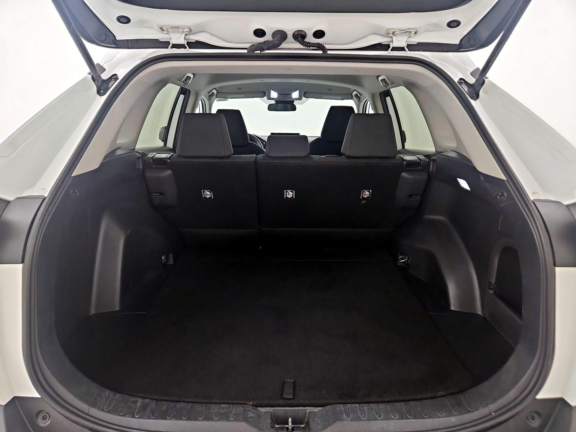 Thumbnail: 2024 Toyota RAV4 - 20