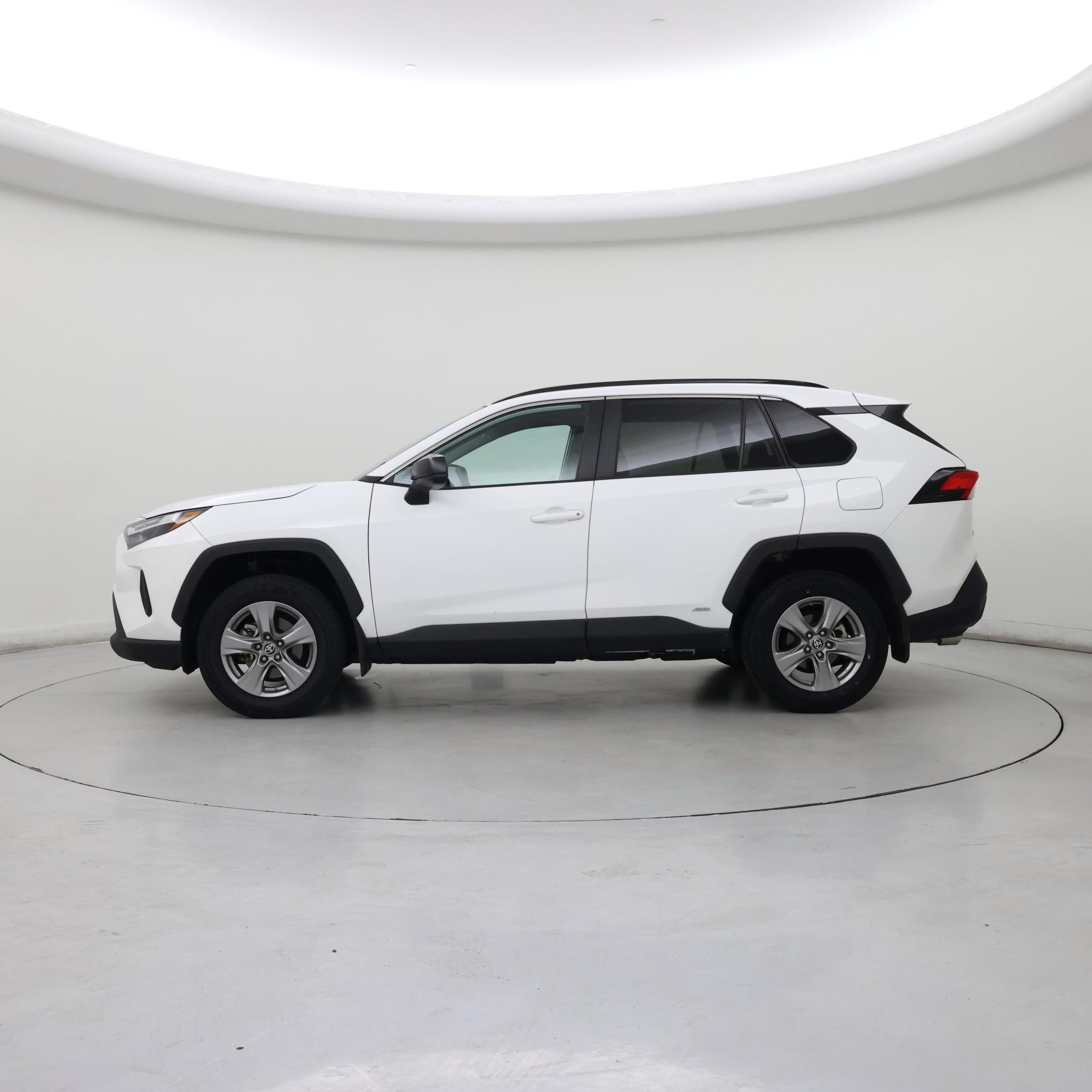 Thumbnail: 2024 Toyota RAV4 - 3