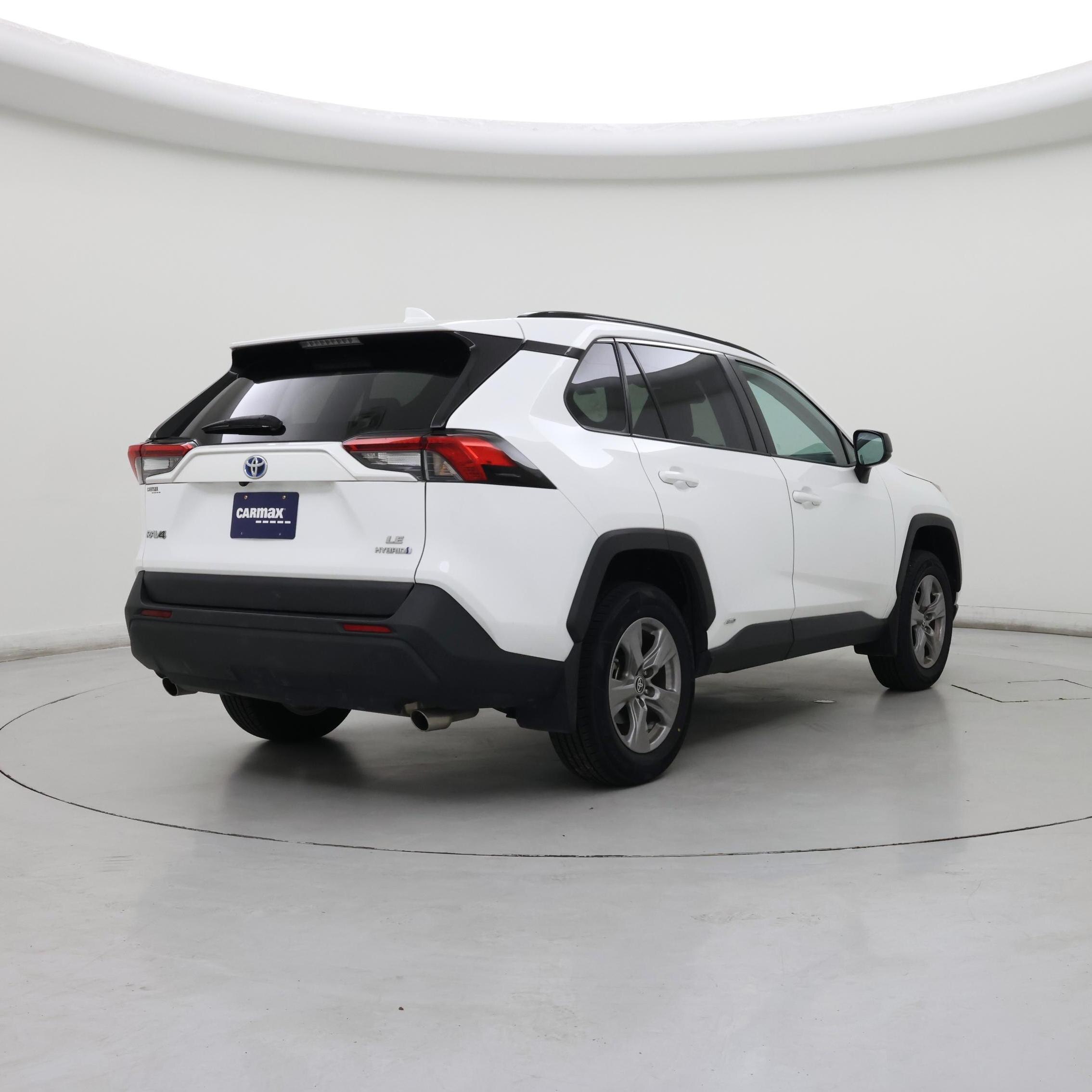 Thumbnail: 2024 Toyota RAV4 - 8