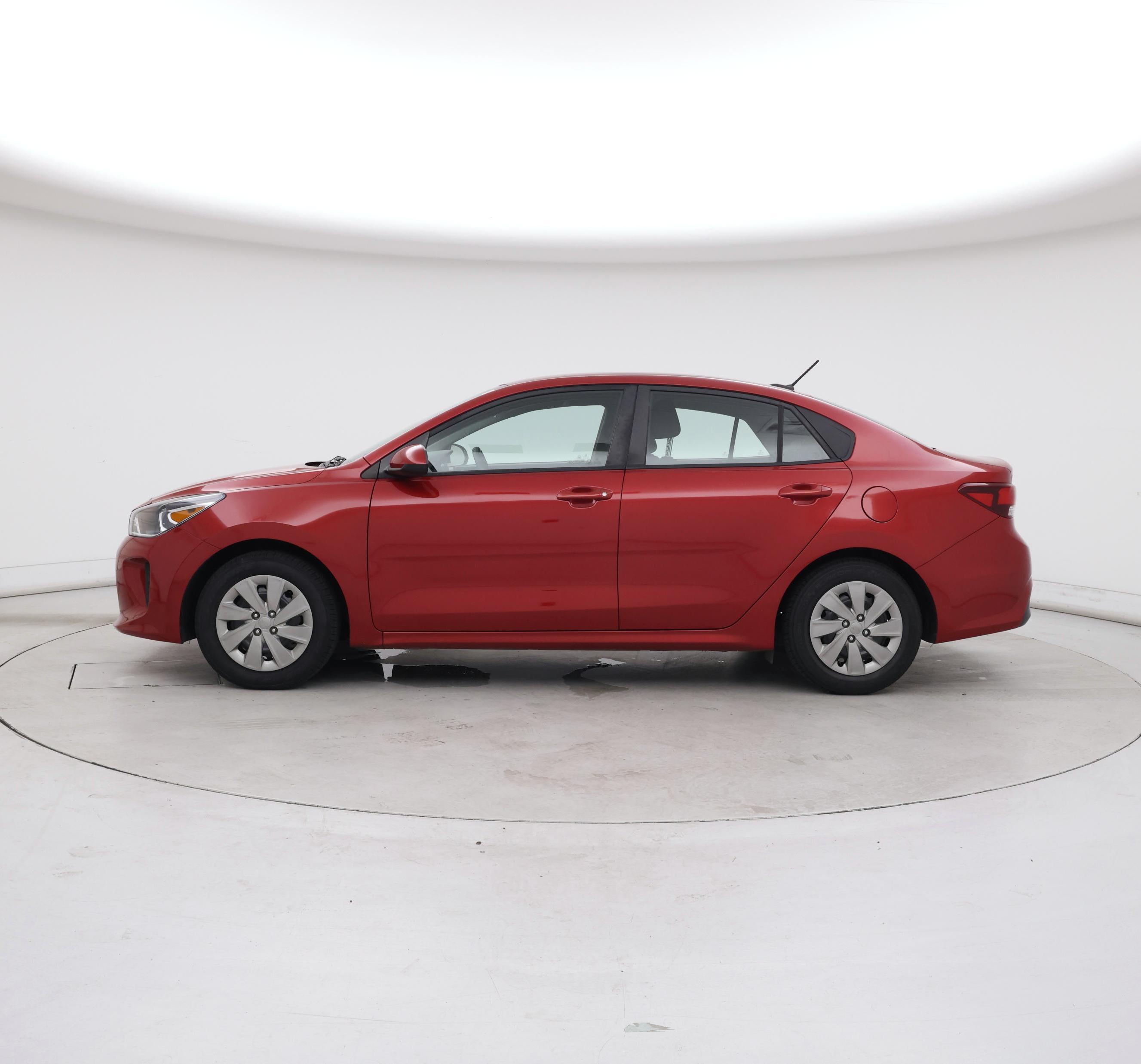 Thumbnail: 2020 Kia Rio - 3