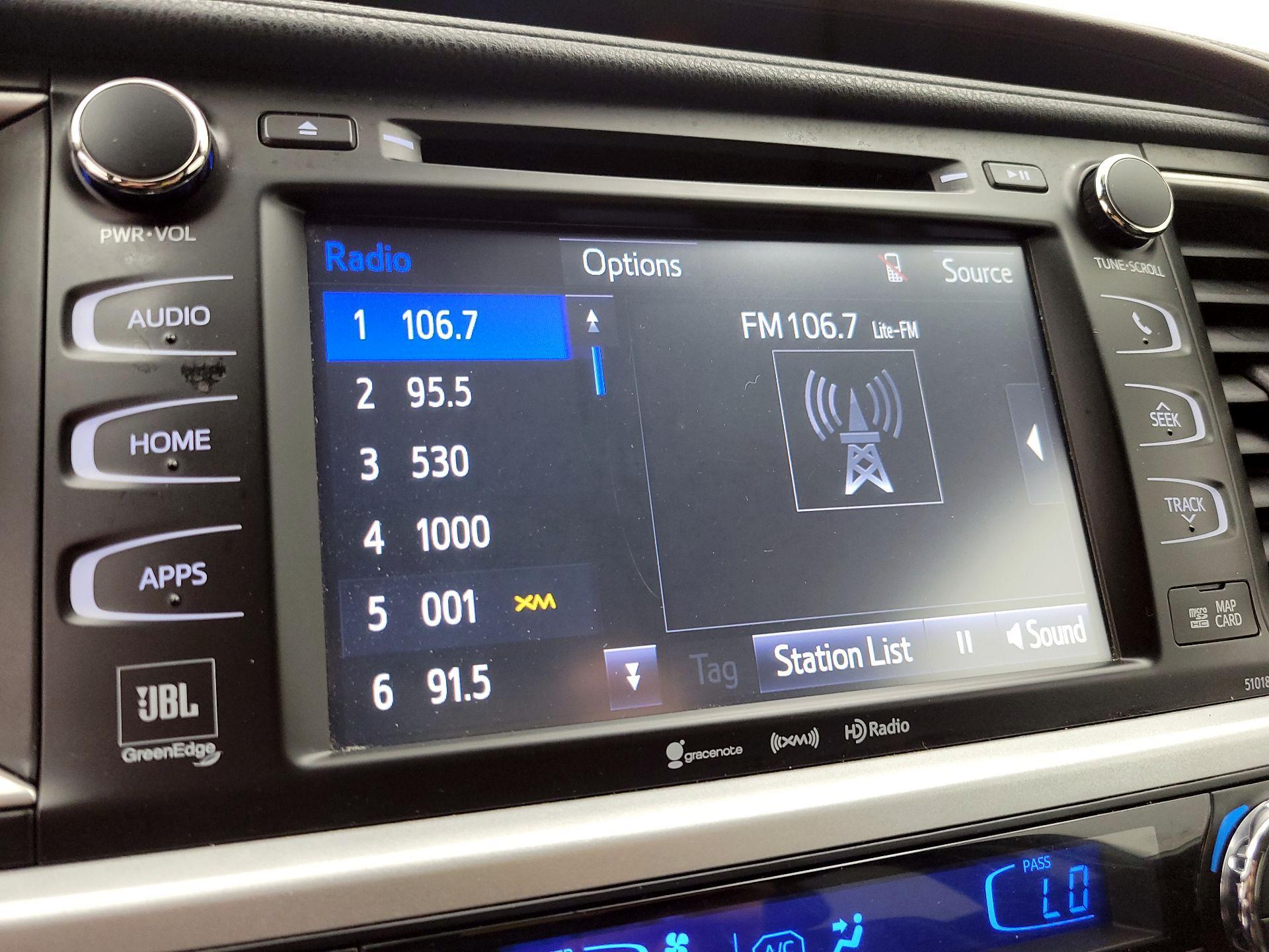 Thumbnail: 2017 Toyota Highlander - 16