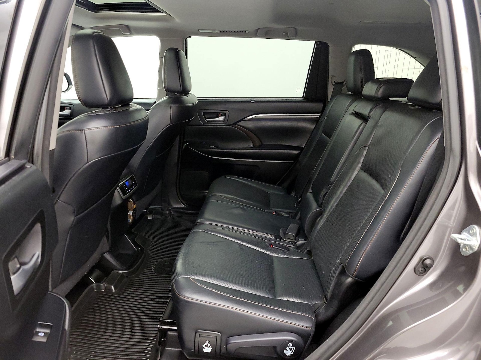 Rear Air Conditioning