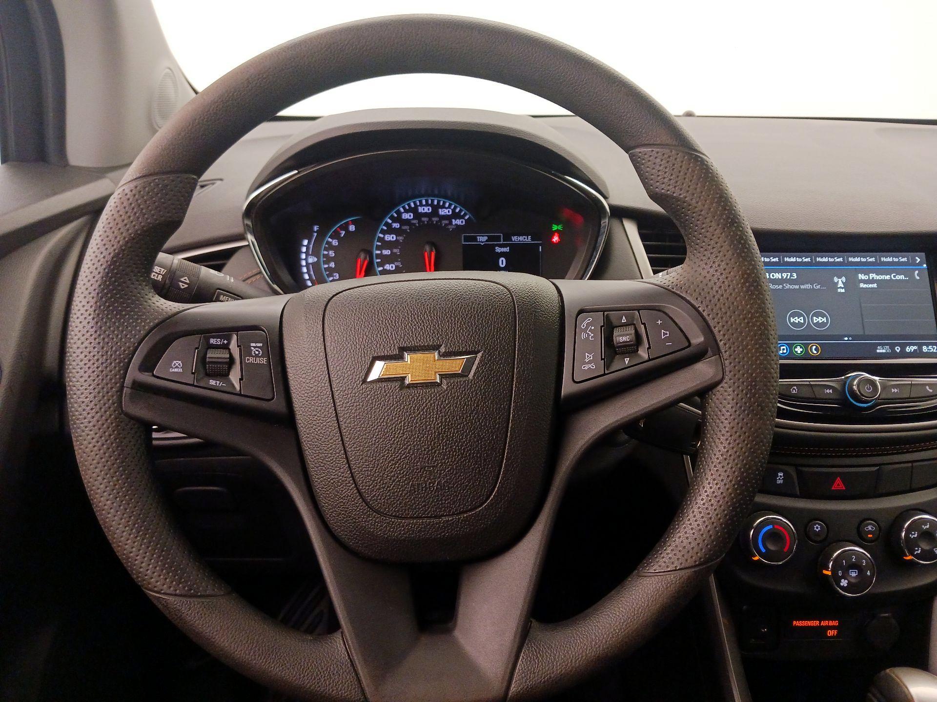 Thumbnail: 2018 Chevrolet Trax - 10