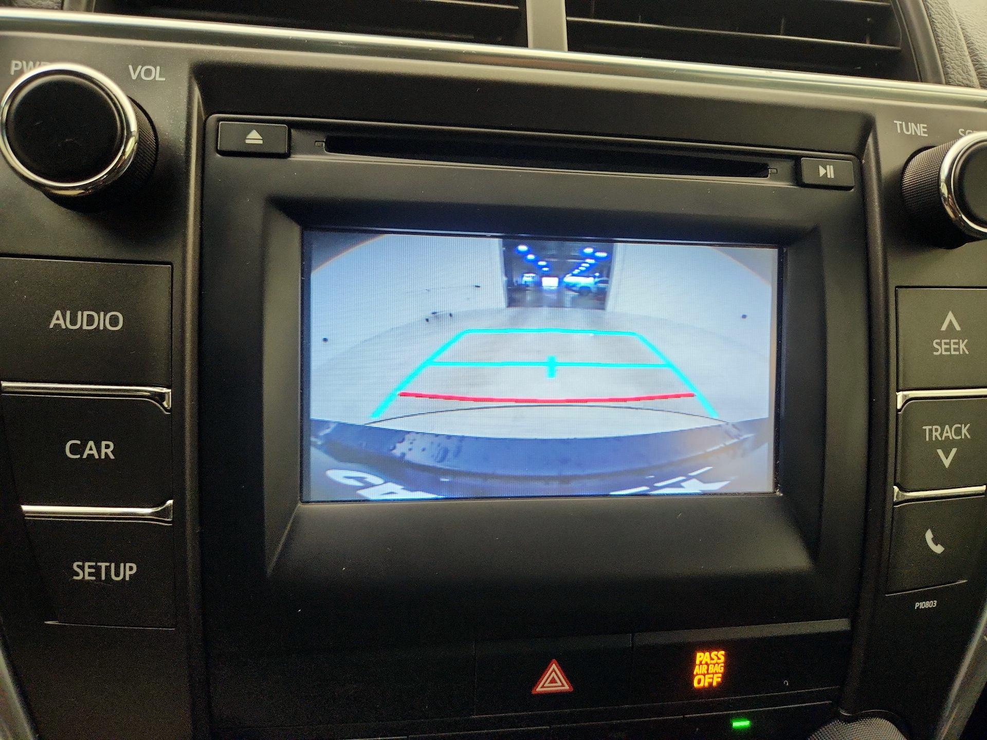 Thumbnail: 2015 Toyota Camry - 14