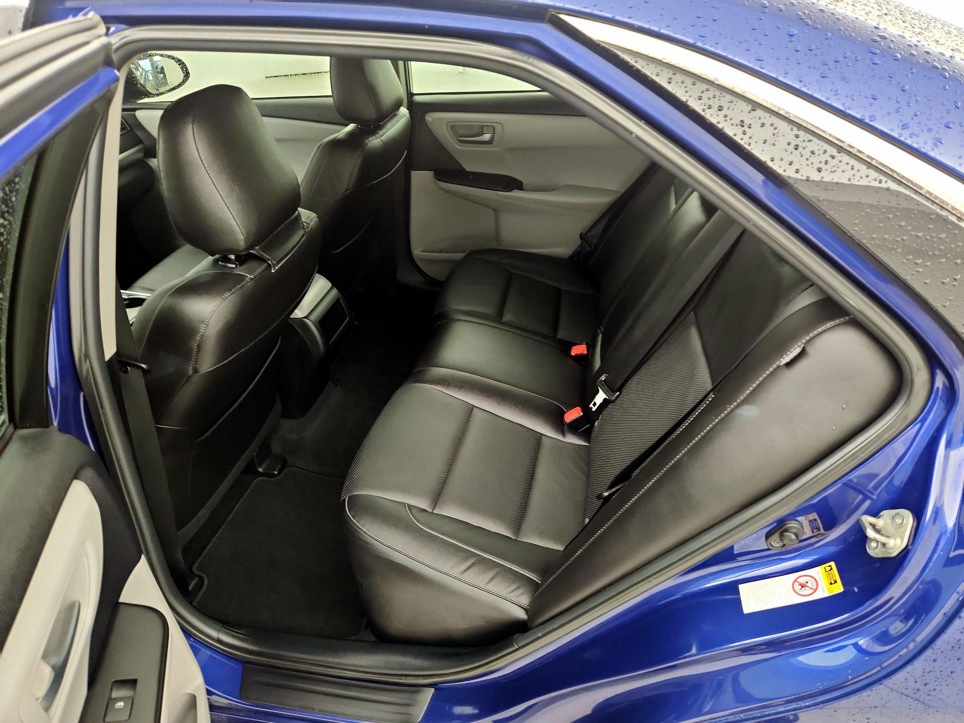 Thumbnail: 2015 Toyota Camry - 19