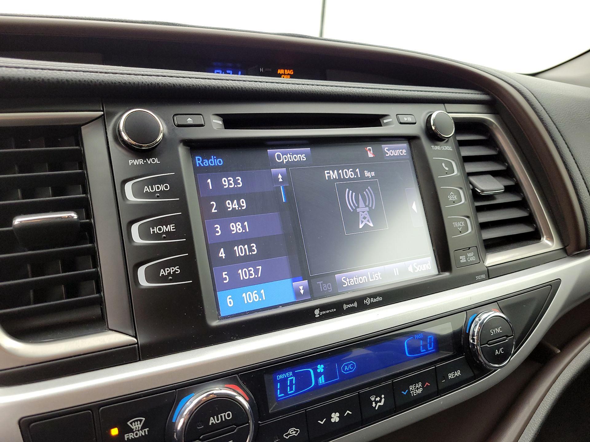 Thumbnail: 2019 Toyota Highlander - 15