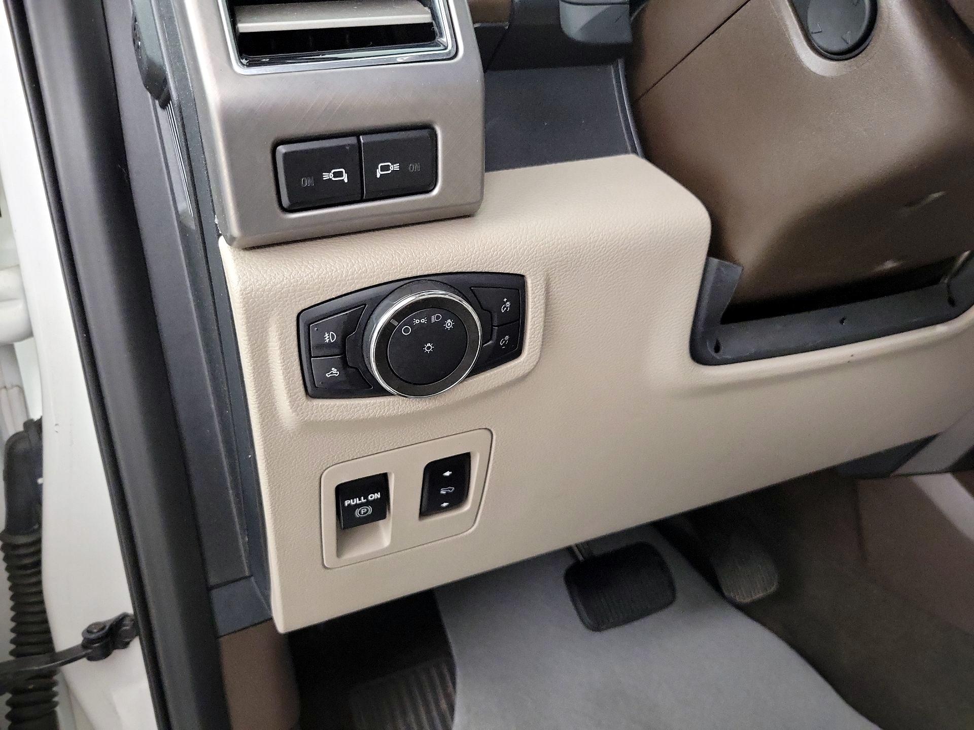 Thumbnail: 2020 Ford F-150 - 13