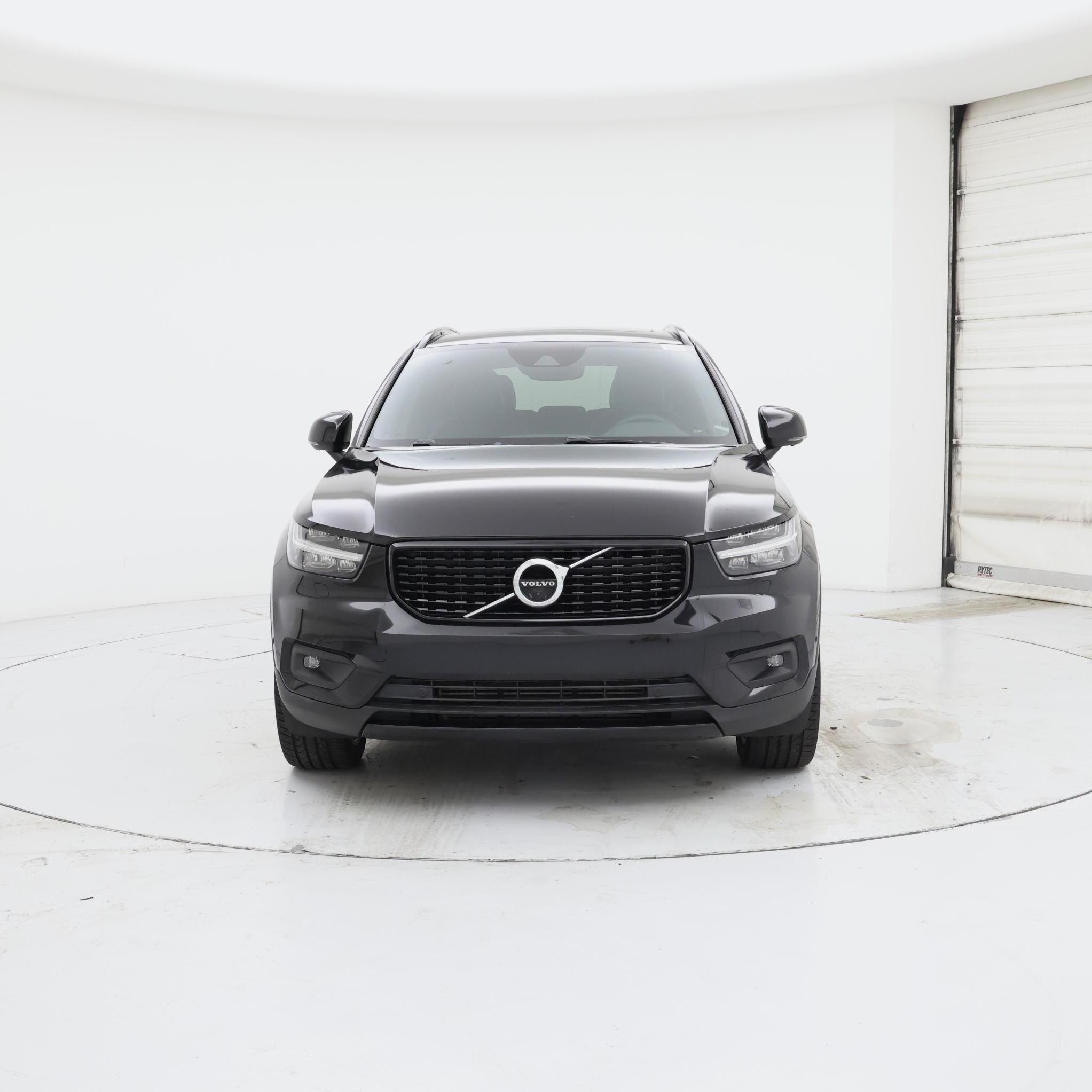 Thumbnail: 2022 Volvo XC40 - 5