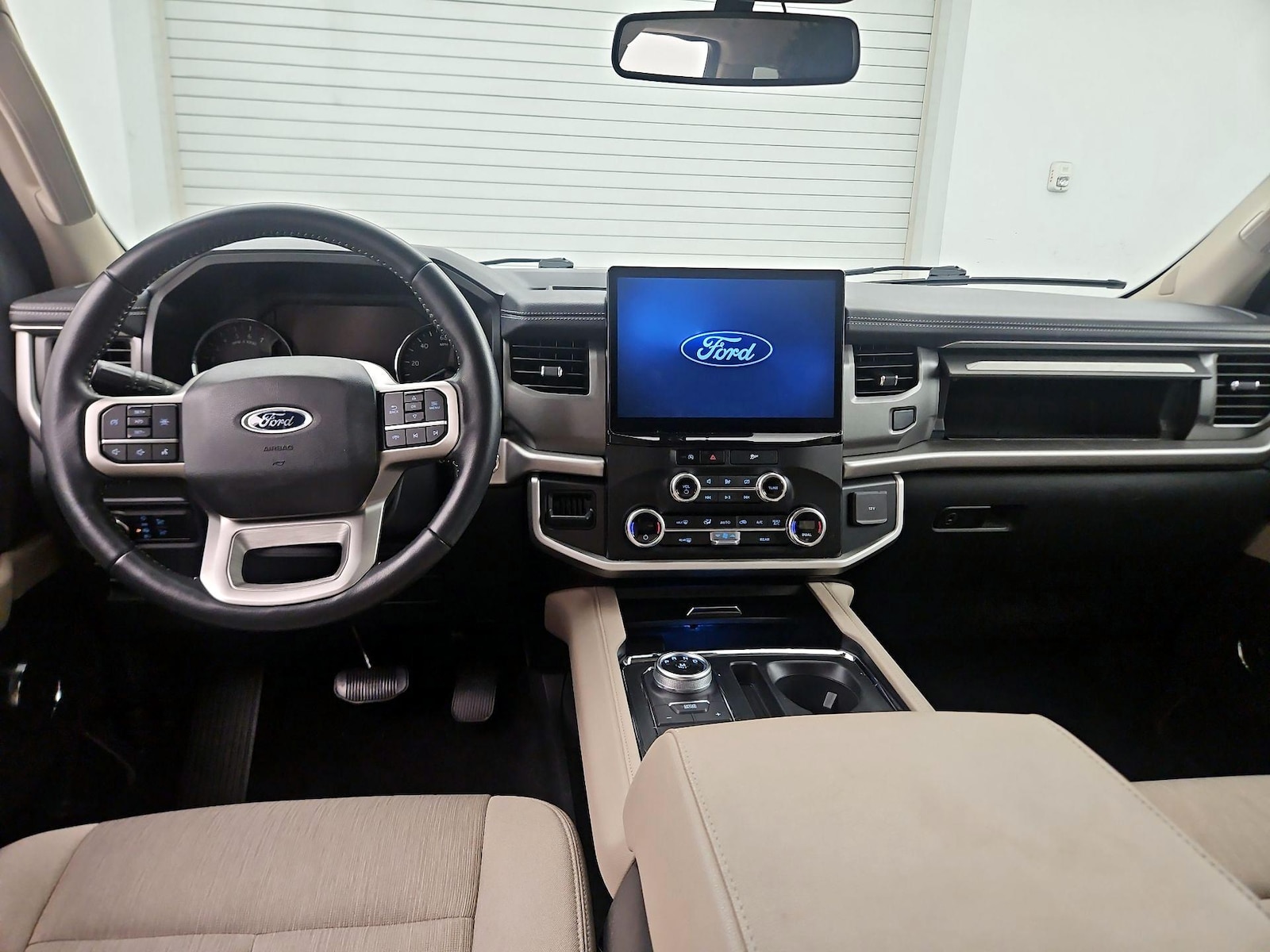 2023 Ford Expedition XLT - Photo 10