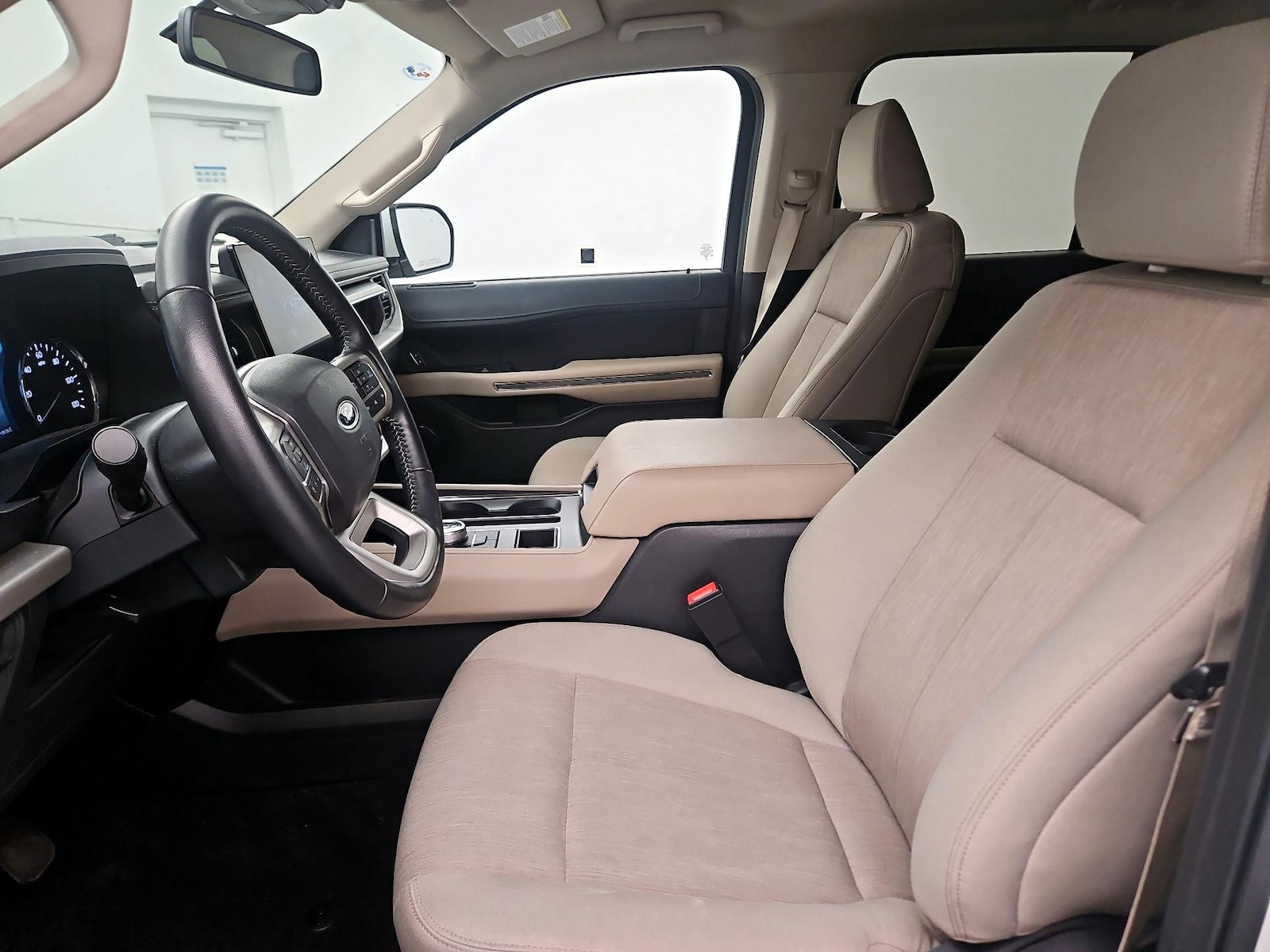 2023 Ford Expedition XLT - Photo 12