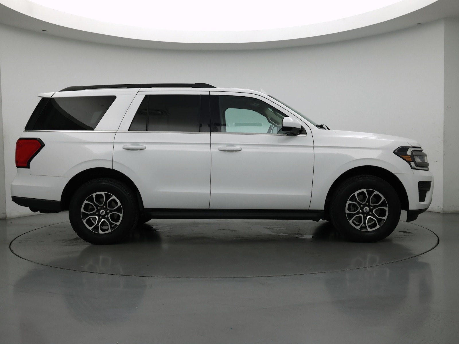 2023 Ford Expedition XLT - Photo 8