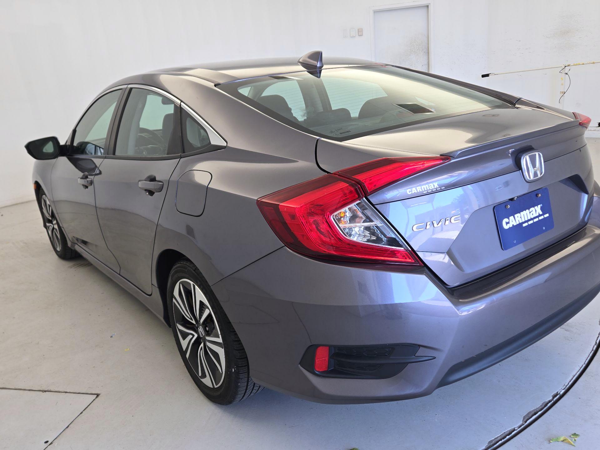 Thumbnail: 2017 Honda Civic - 7