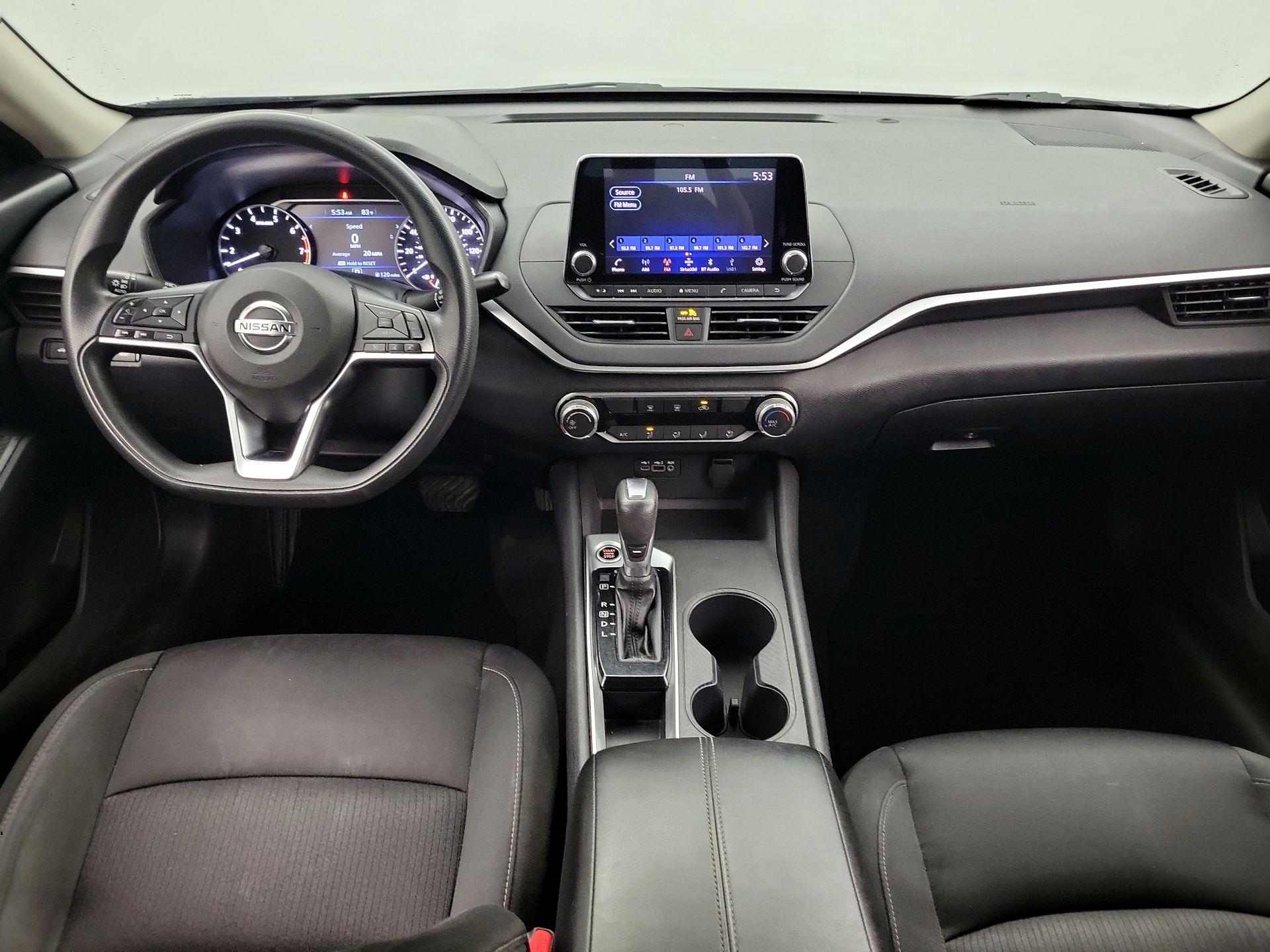 Thumbnail: 2019 Nissan Altima - 9