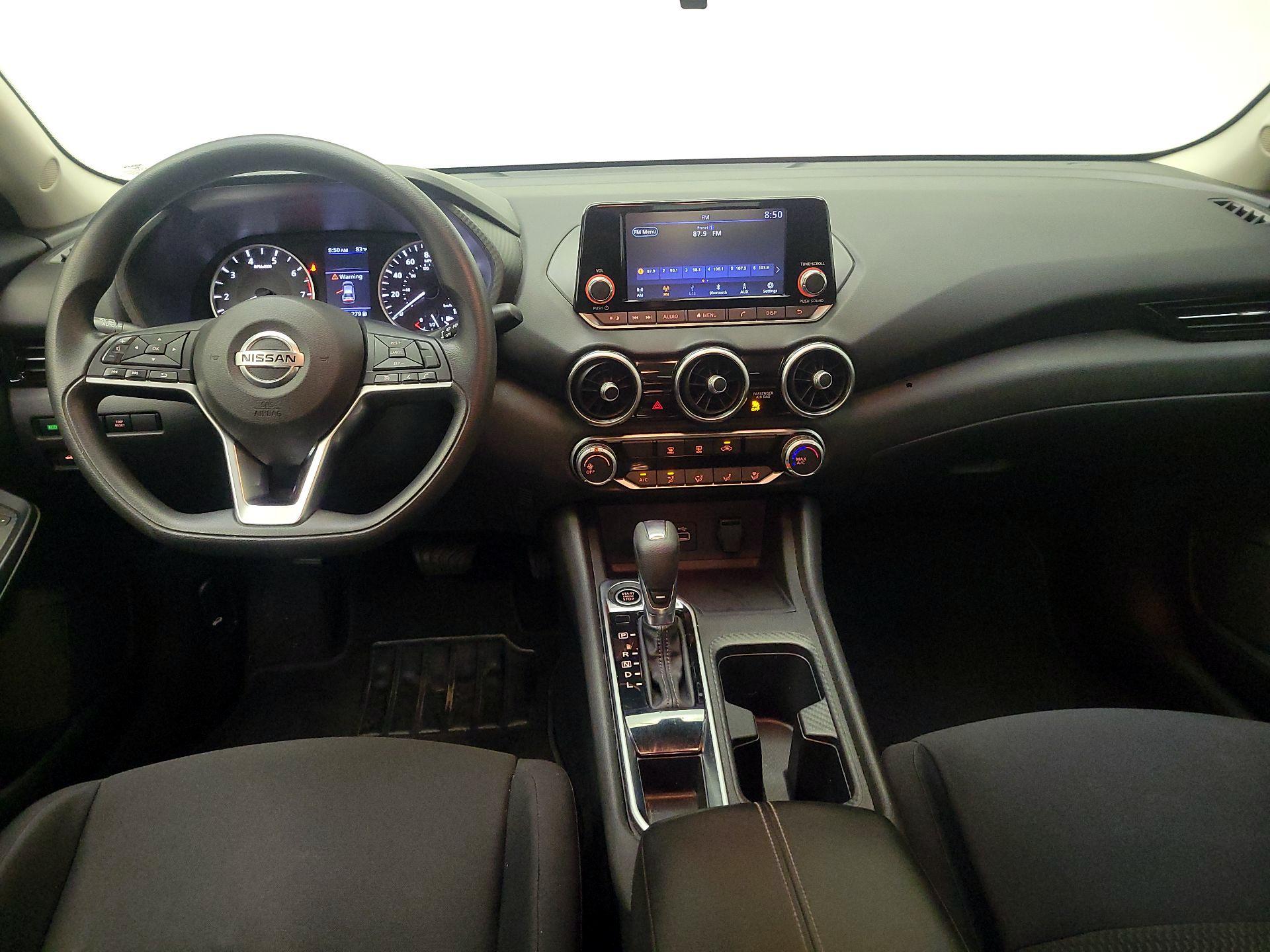 Thumbnail: 2020 Nissan Sentra - 9