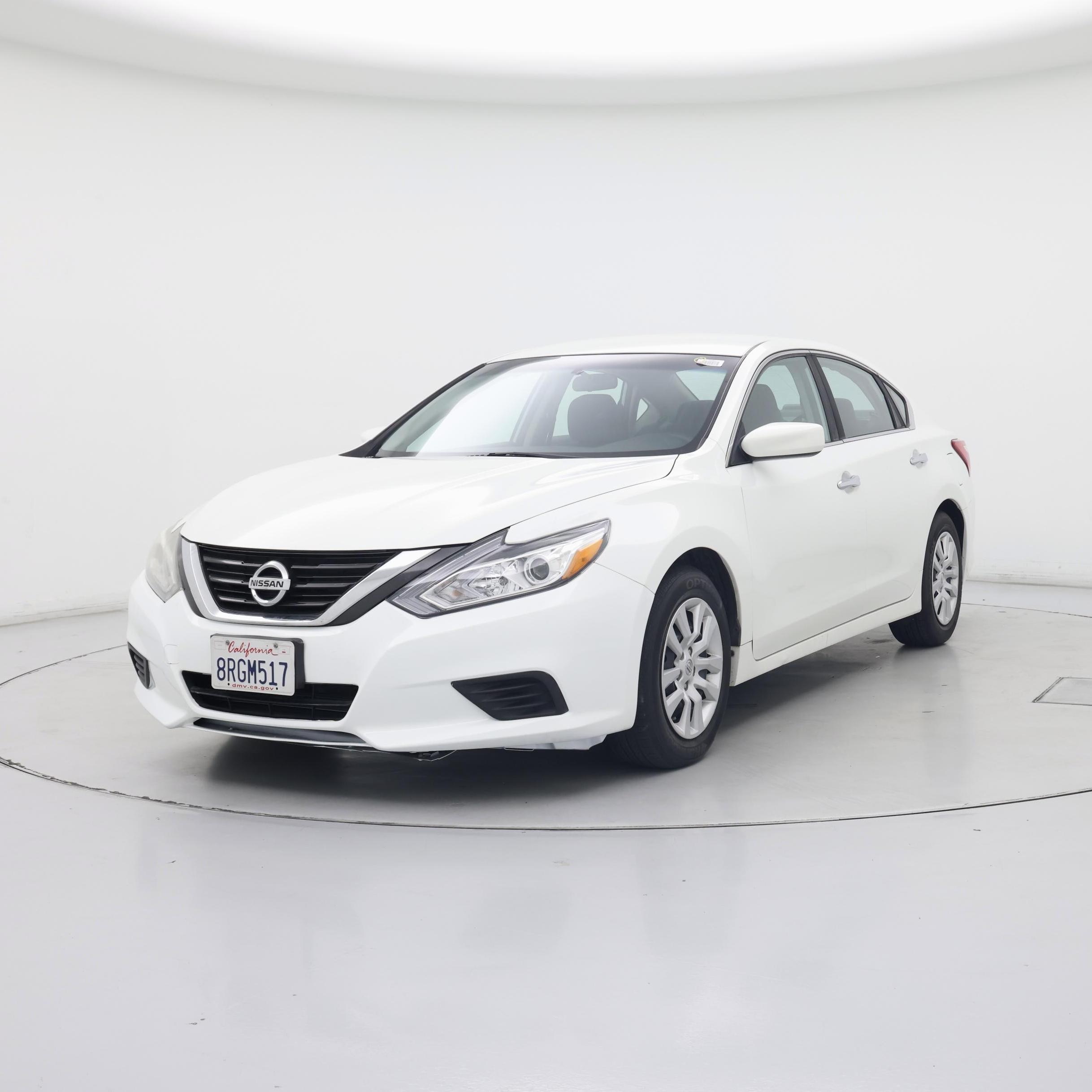 Thumbnail: 2016 Nissan Altima - 4