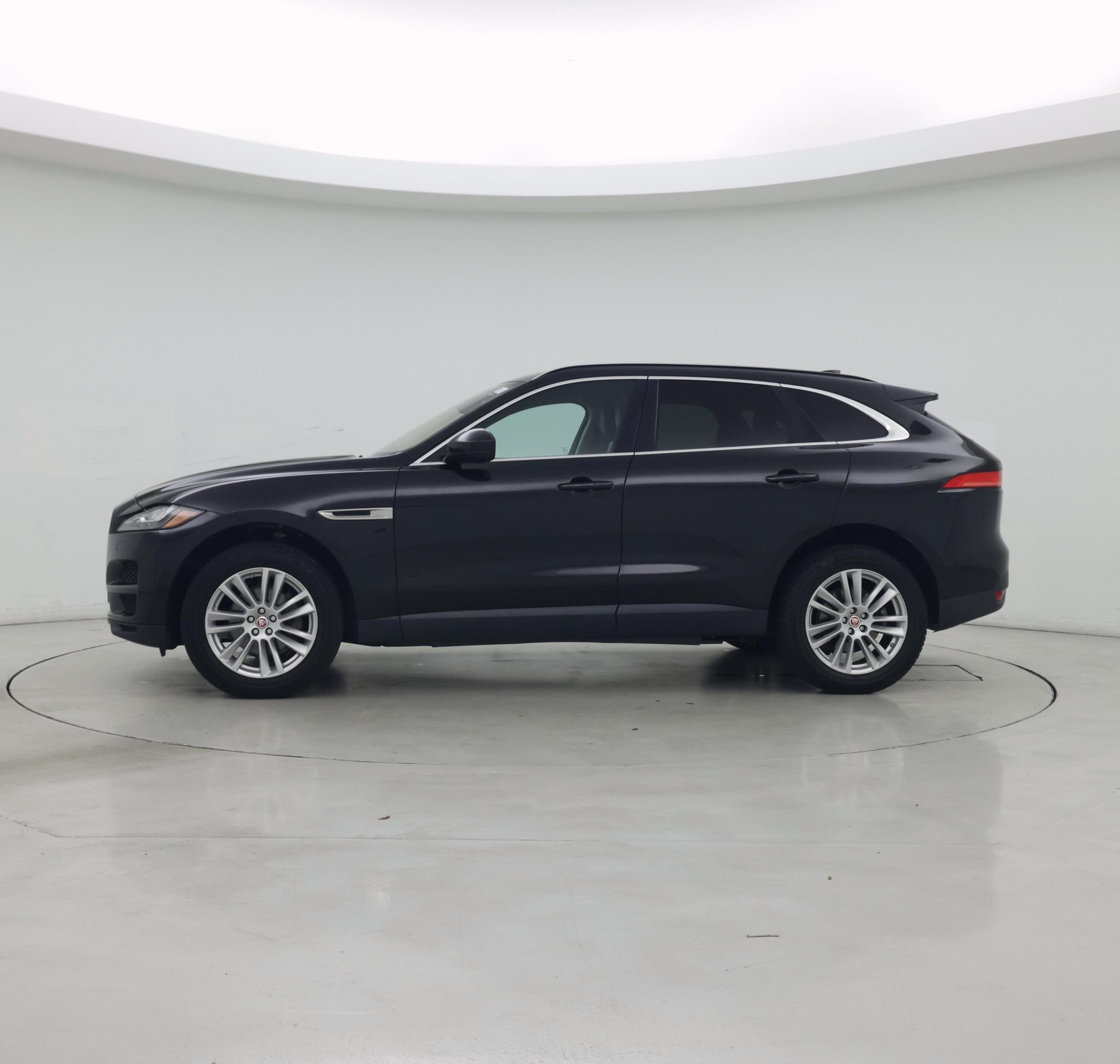 Thumbnail: 2018 Jaguar F-Pace - 3