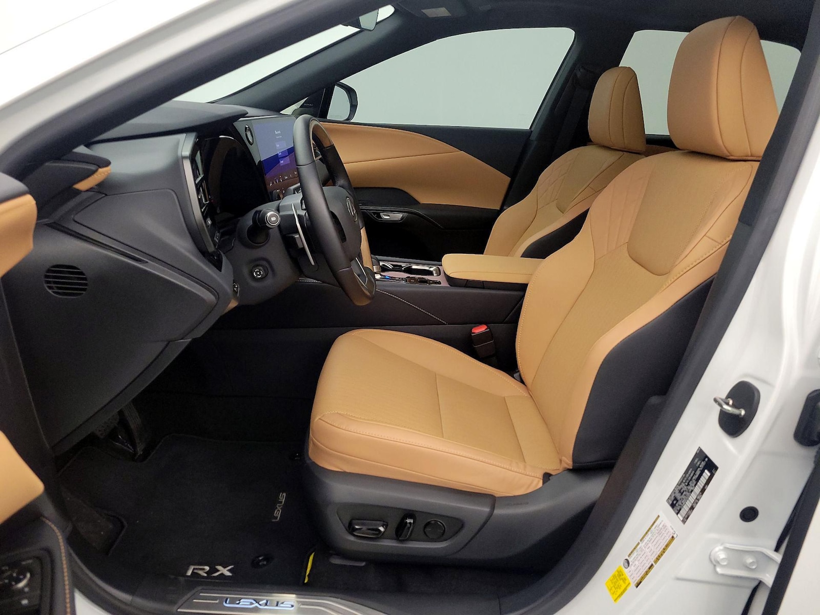 2025 Lexus RX 350 - Photo 12