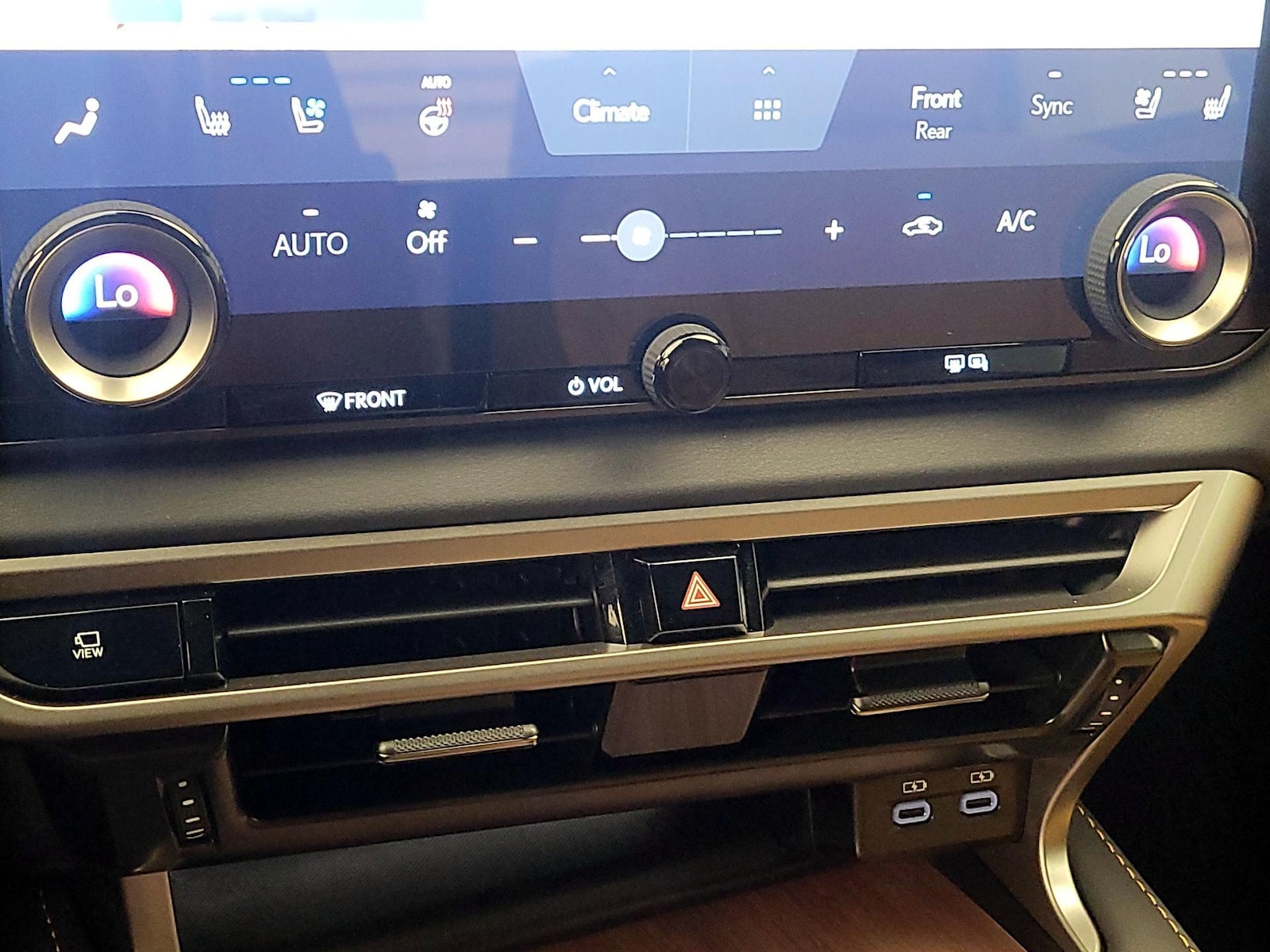 2025 Lexus RX 350 - Photo 17