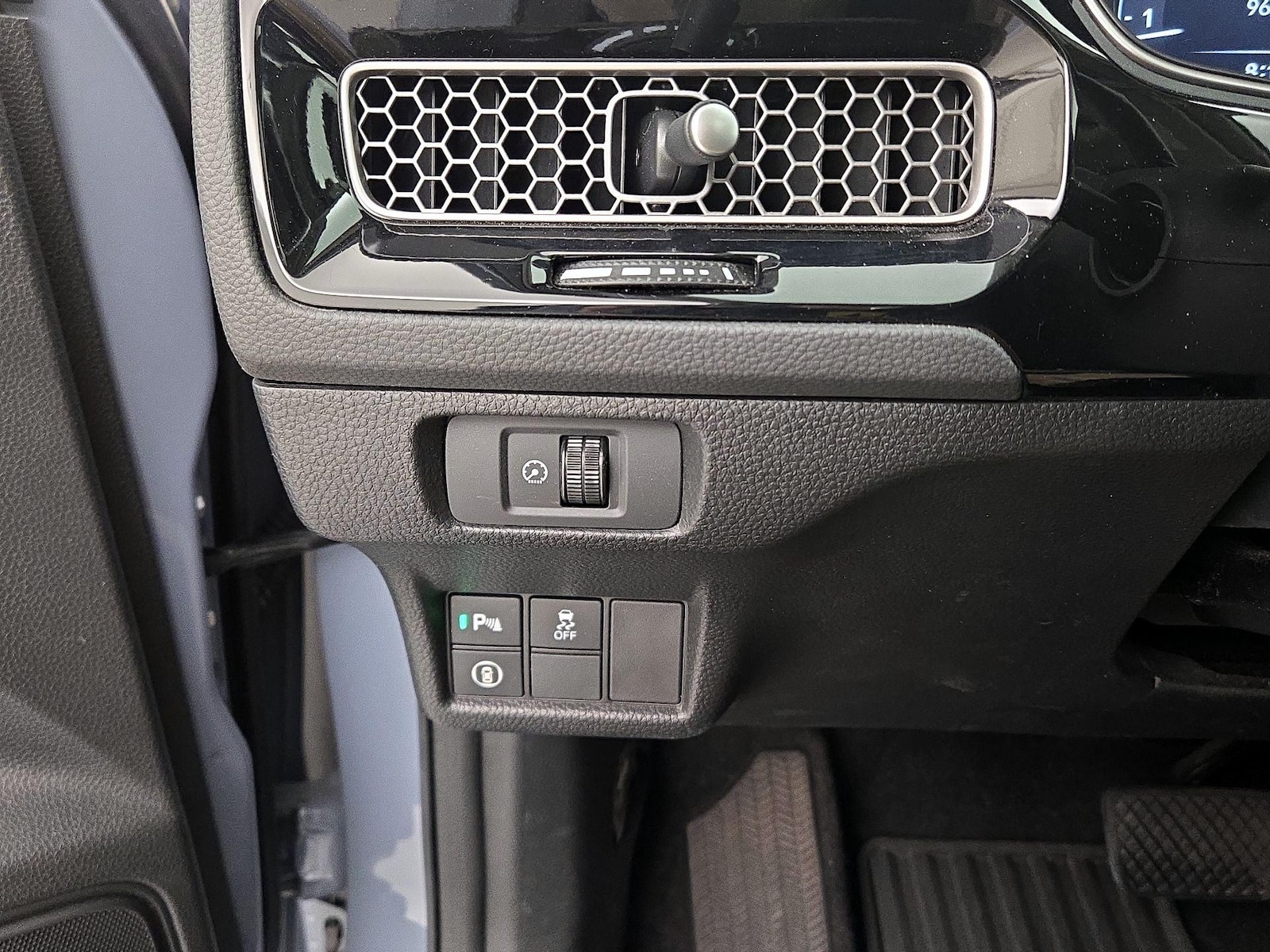 2023 Honda Civic Touring - Photo 14