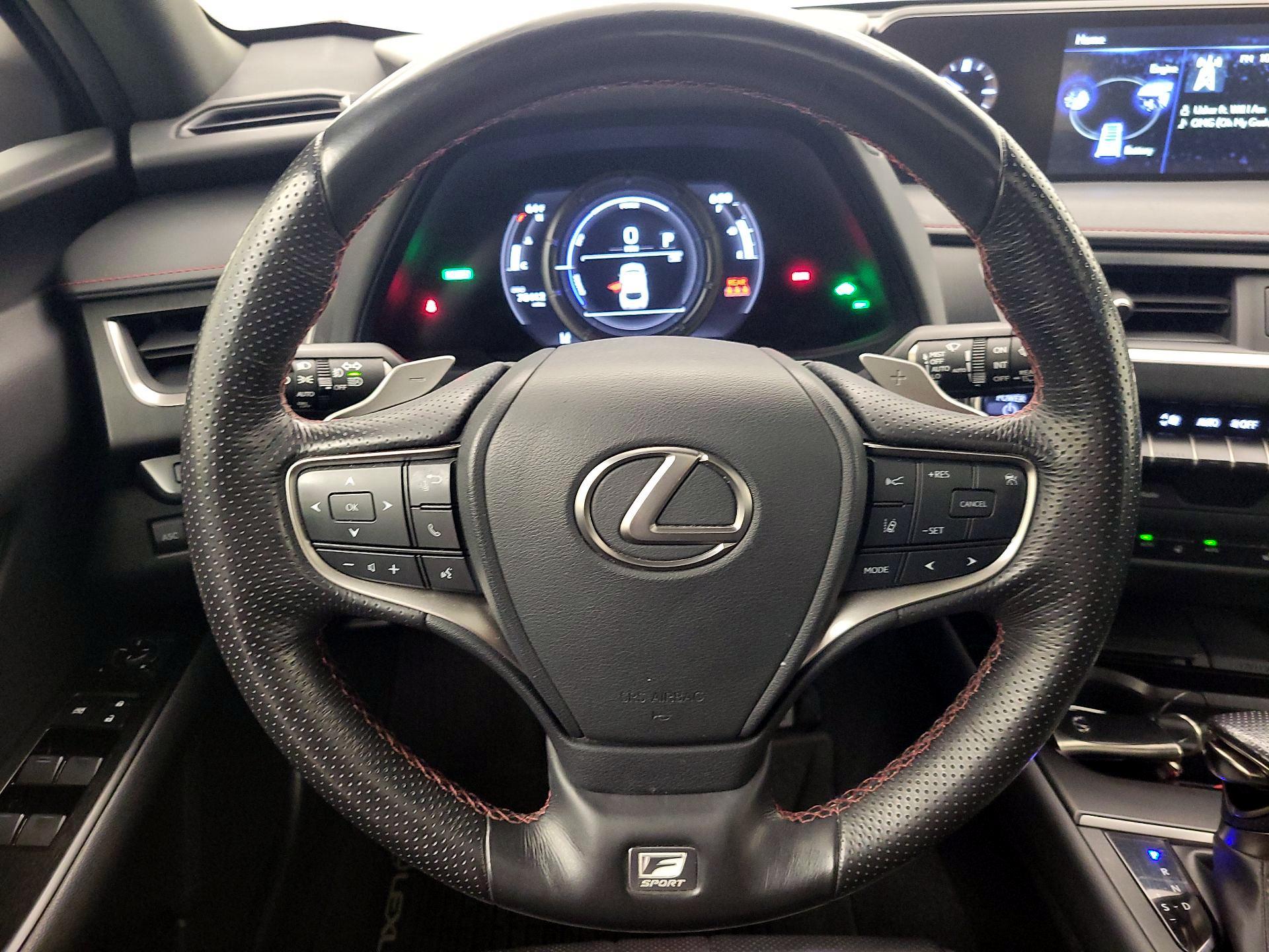 Thumbnail: 2019 Lexus UX - 10
