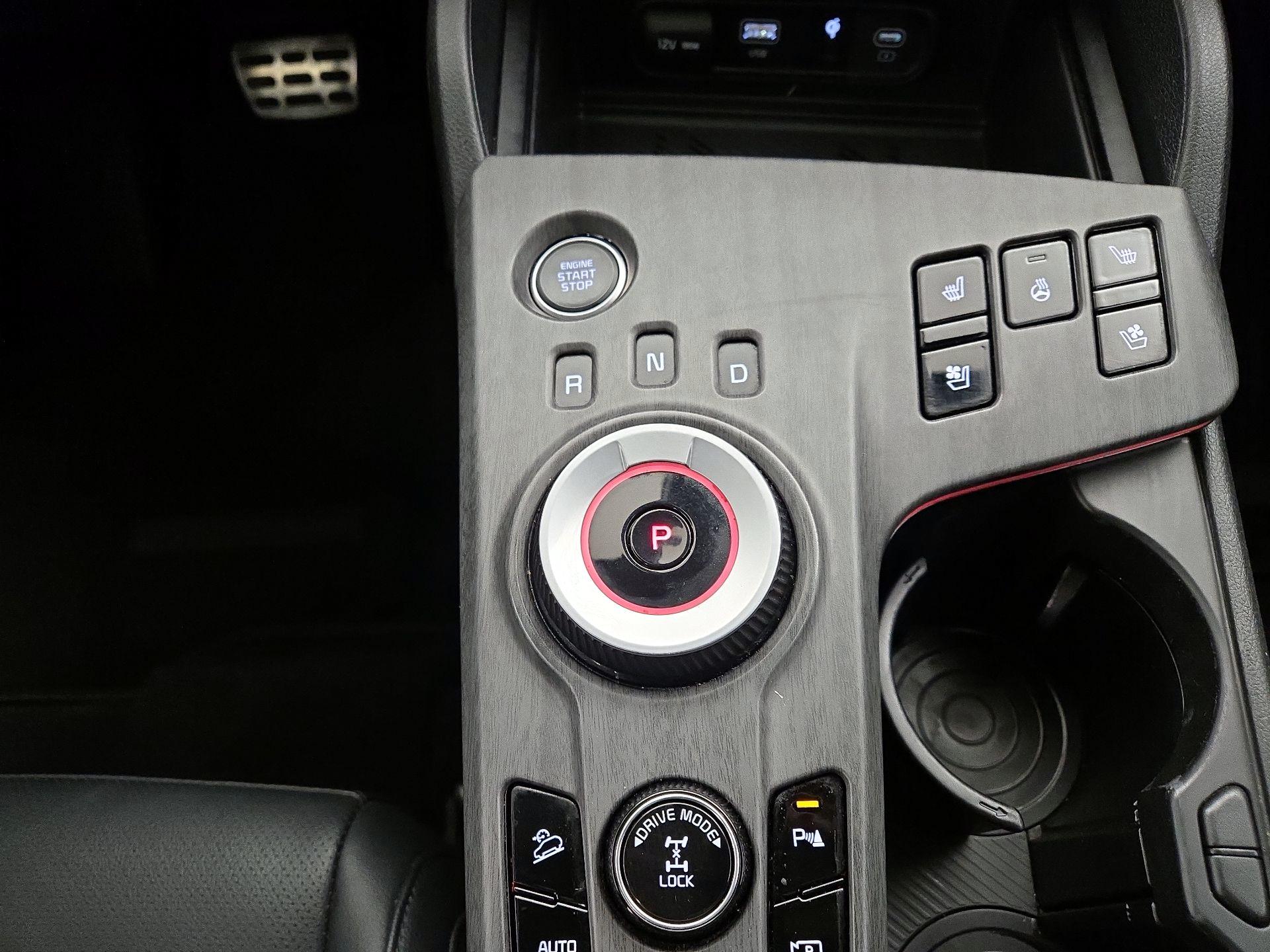 Thumbnail: 2023 Kia Sportage - 18