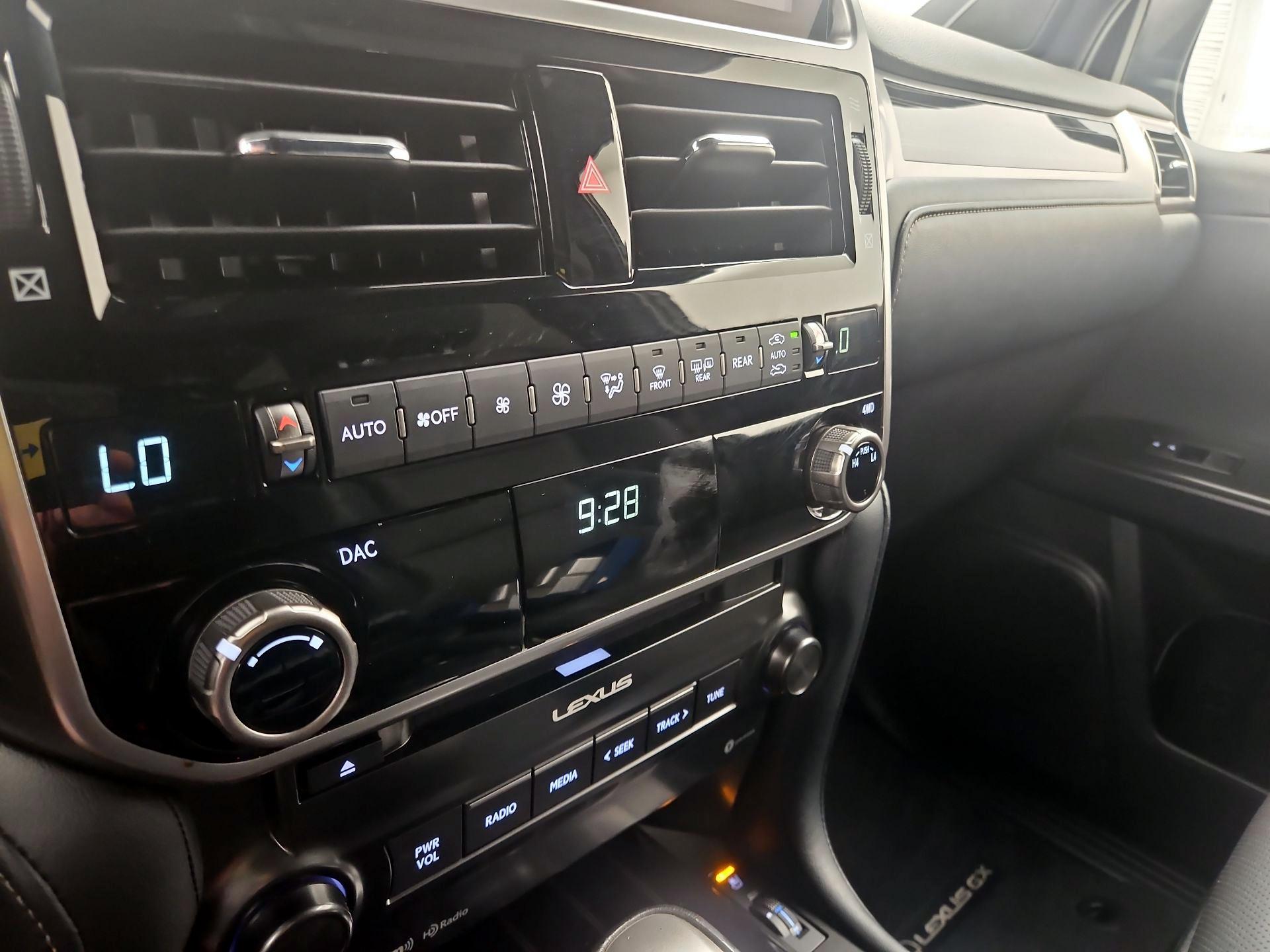 Thumbnail: 2023 Lexus GX - 17