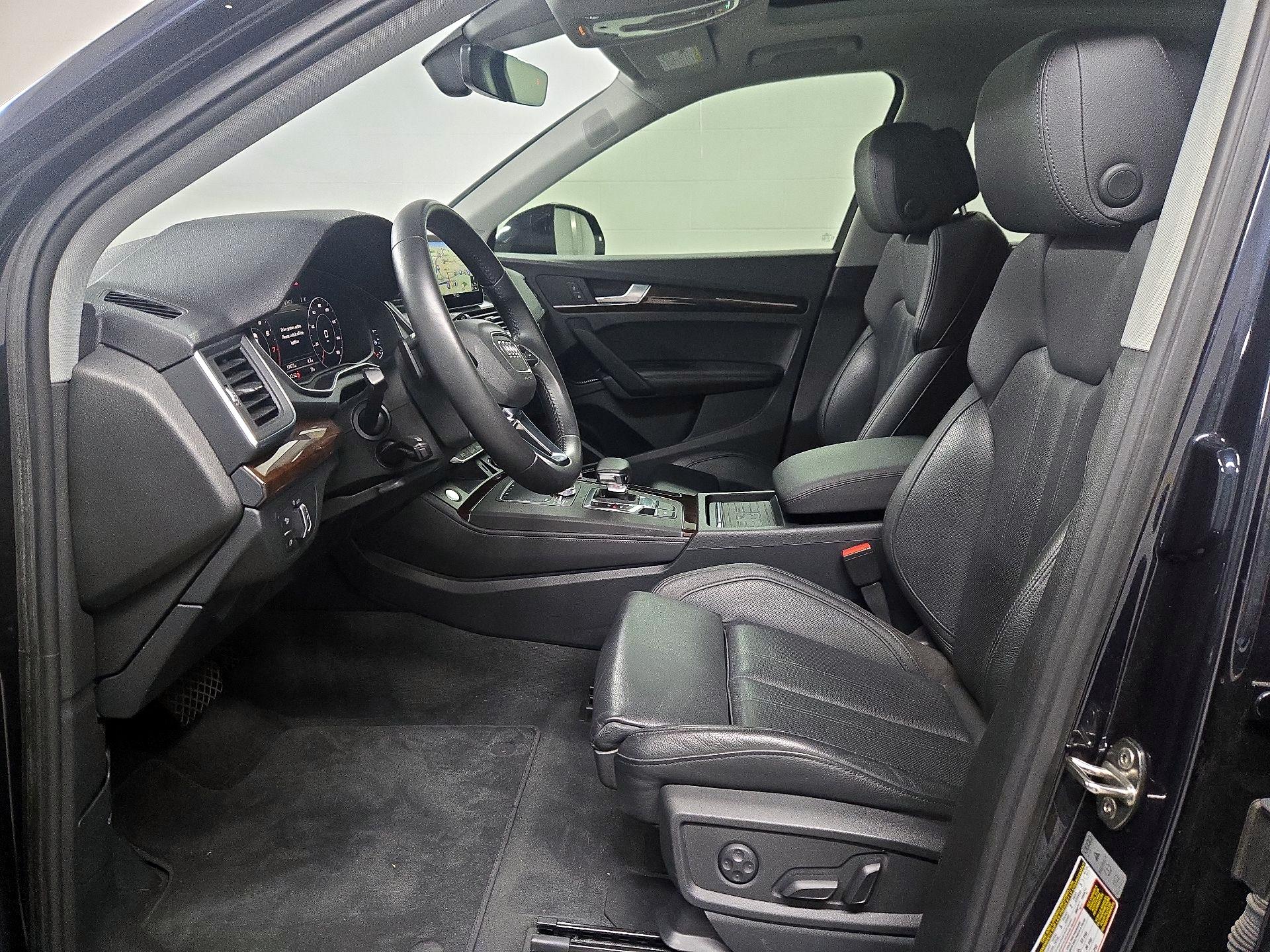 Thumbnail: 2019 Audi Q5 - 11
