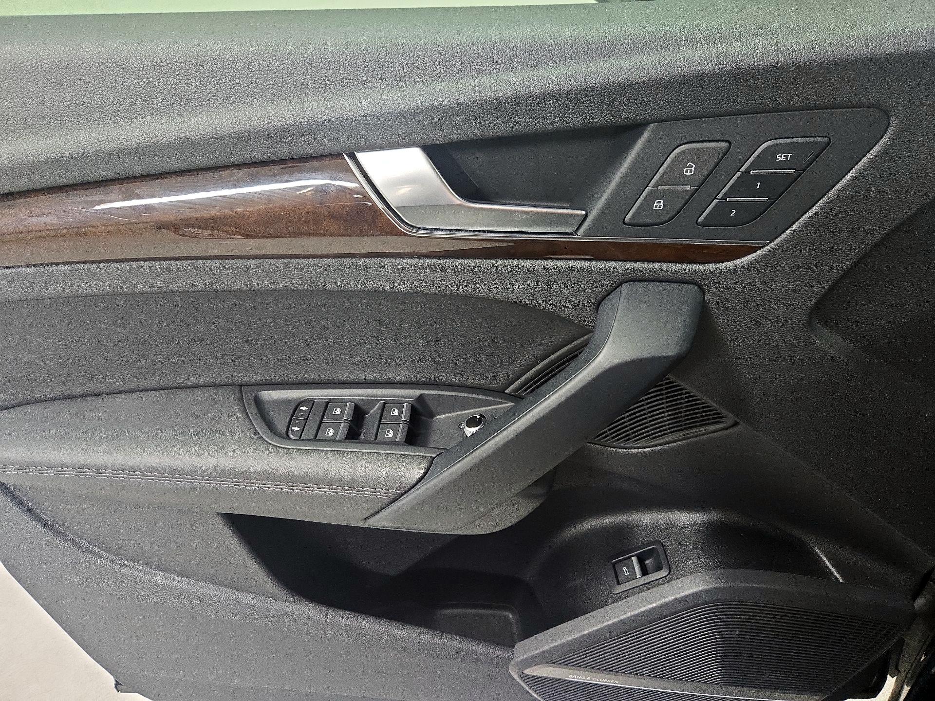 Thumbnail: 2019 Audi Q5 - 12