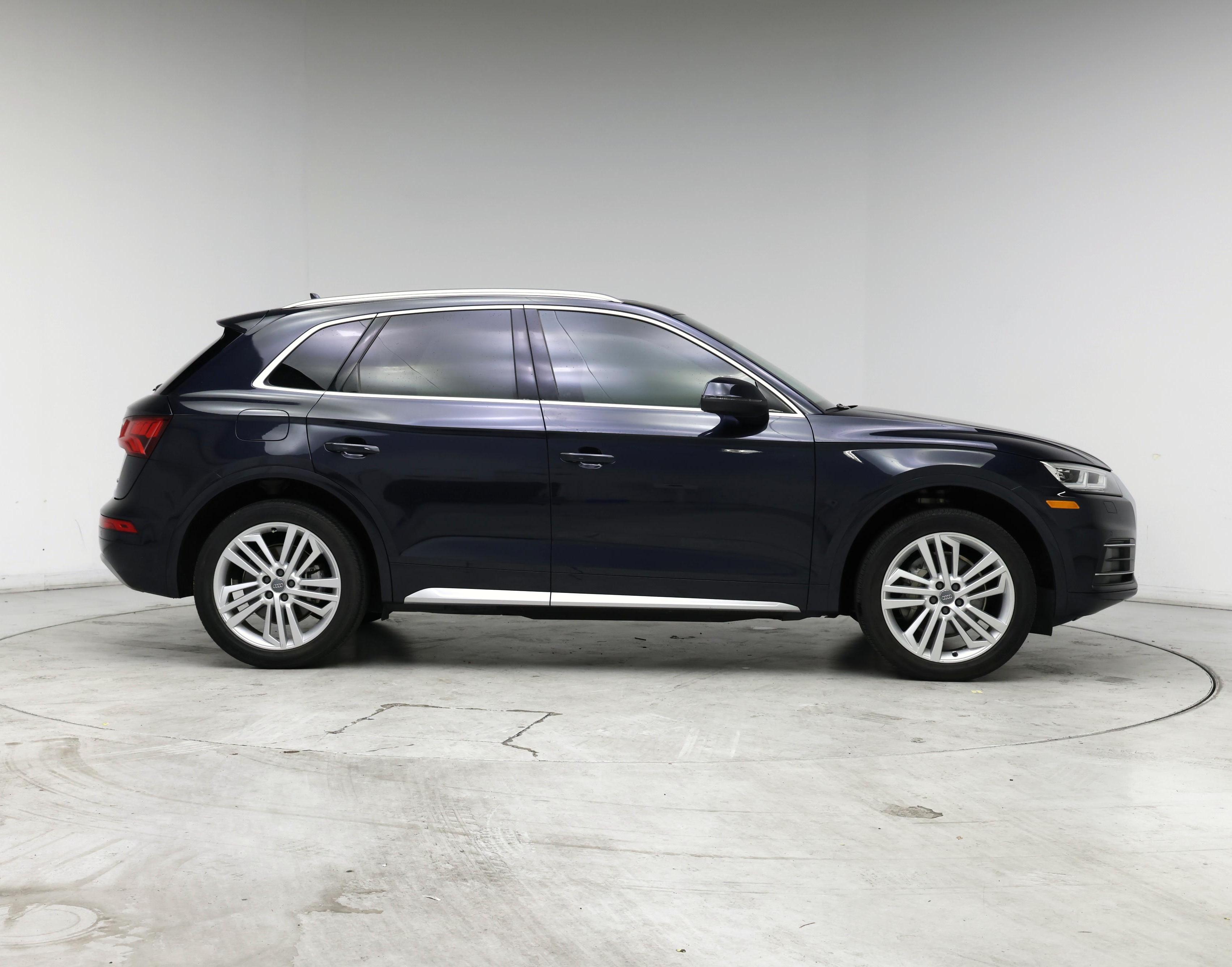 Thumbnail: 2019 Audi Q5 - 7