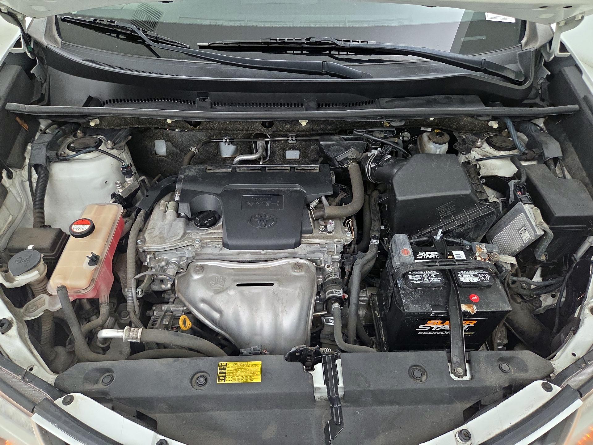 Thumbnail: 2015 Toyota RAV4 - 20