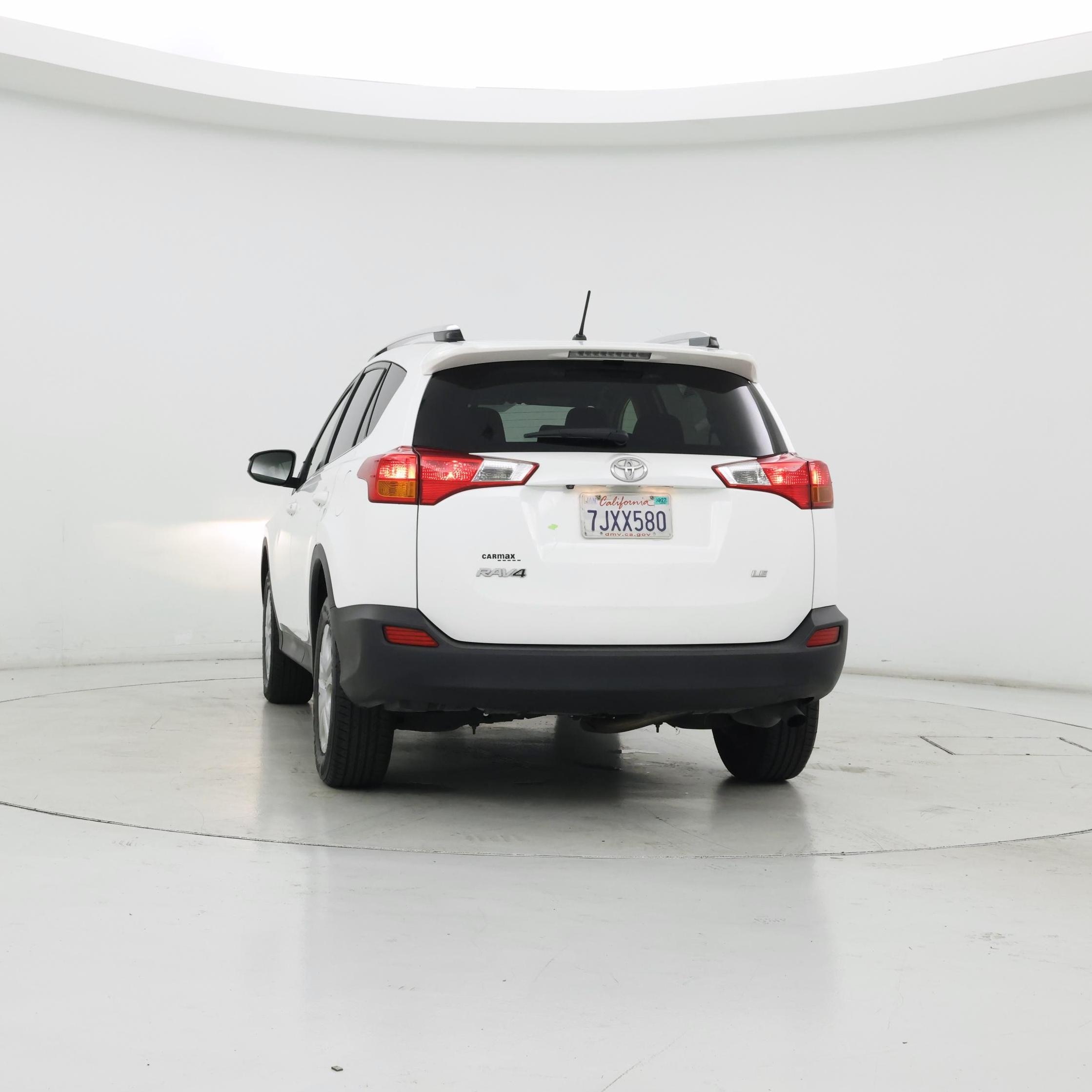 Thumbnail: 2015 Toyota RAV4 - 6