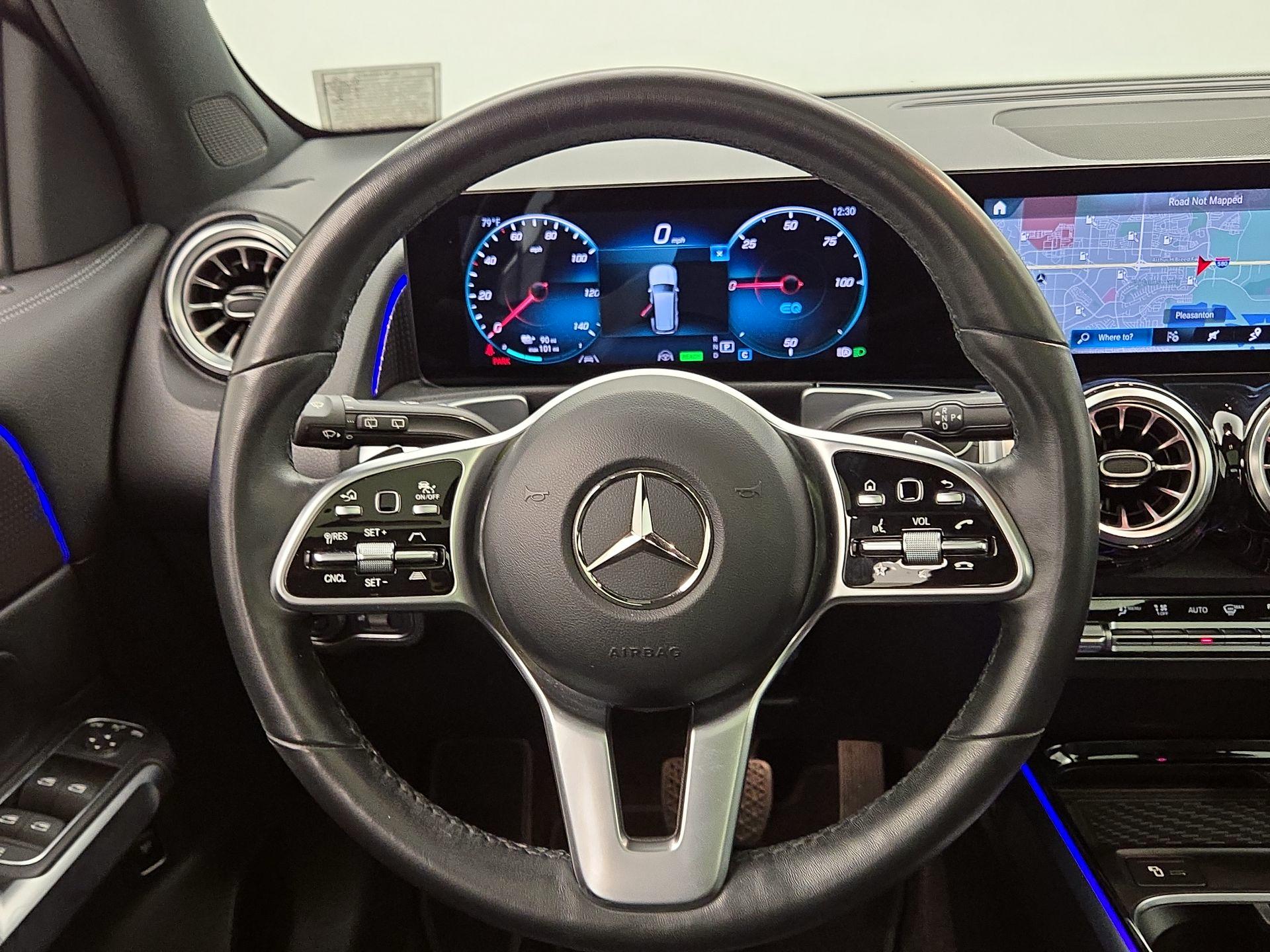 Thumbnail: 2022 Mercedes-Benz EQB - 10