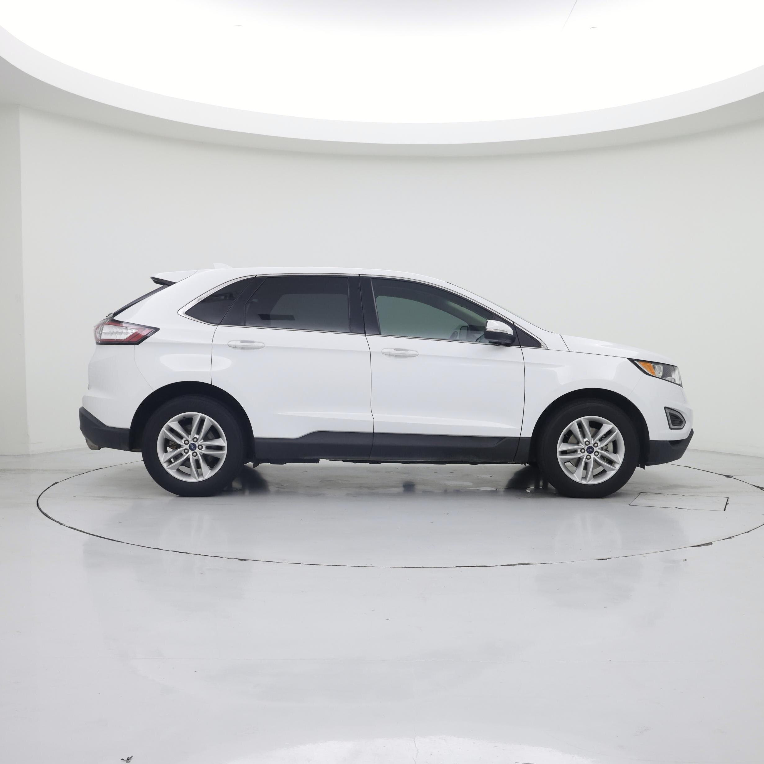 Thumbnail: 2016 Ford Edge - 7