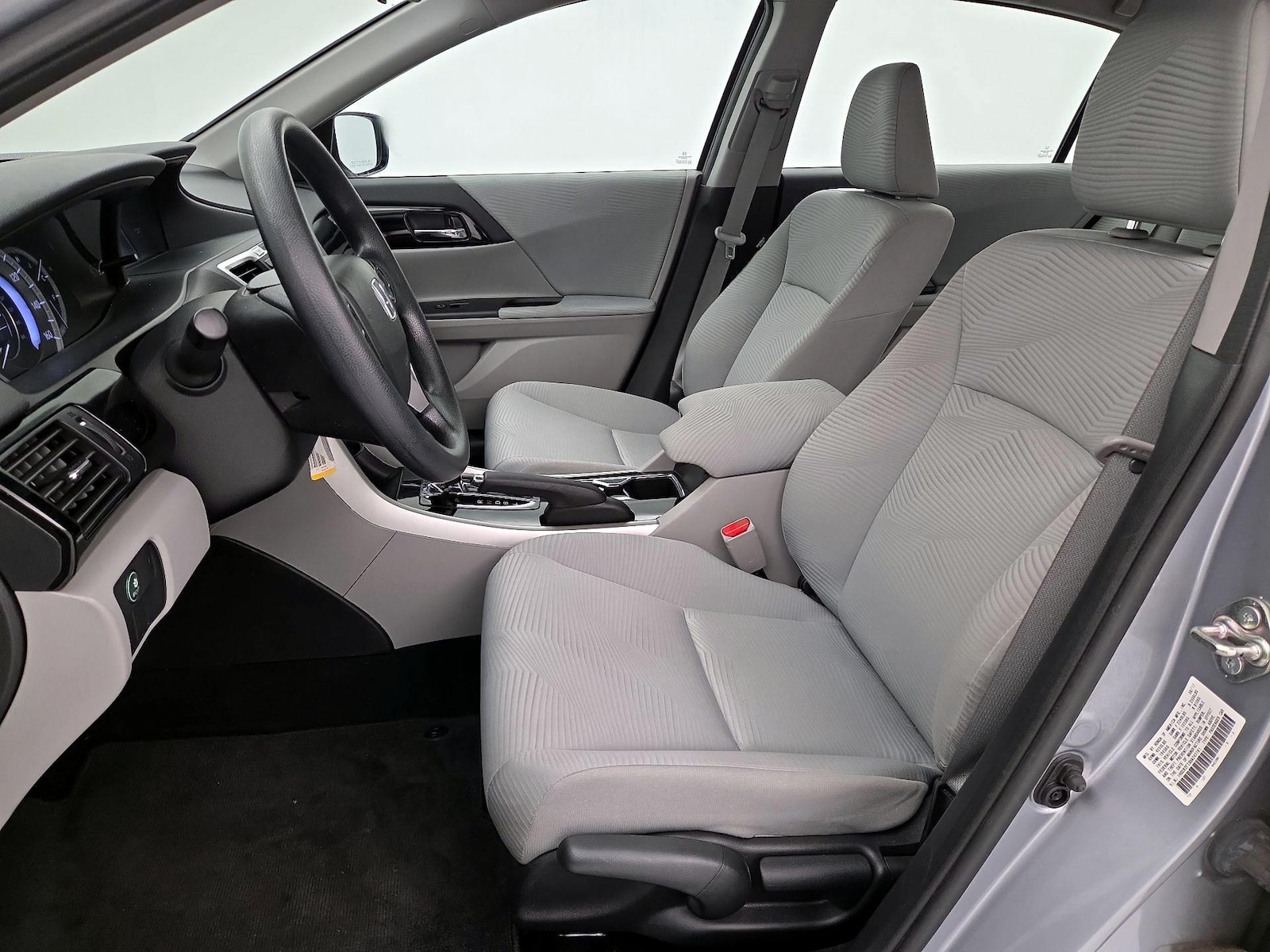 2017 Honda Accord LX - Photo 12