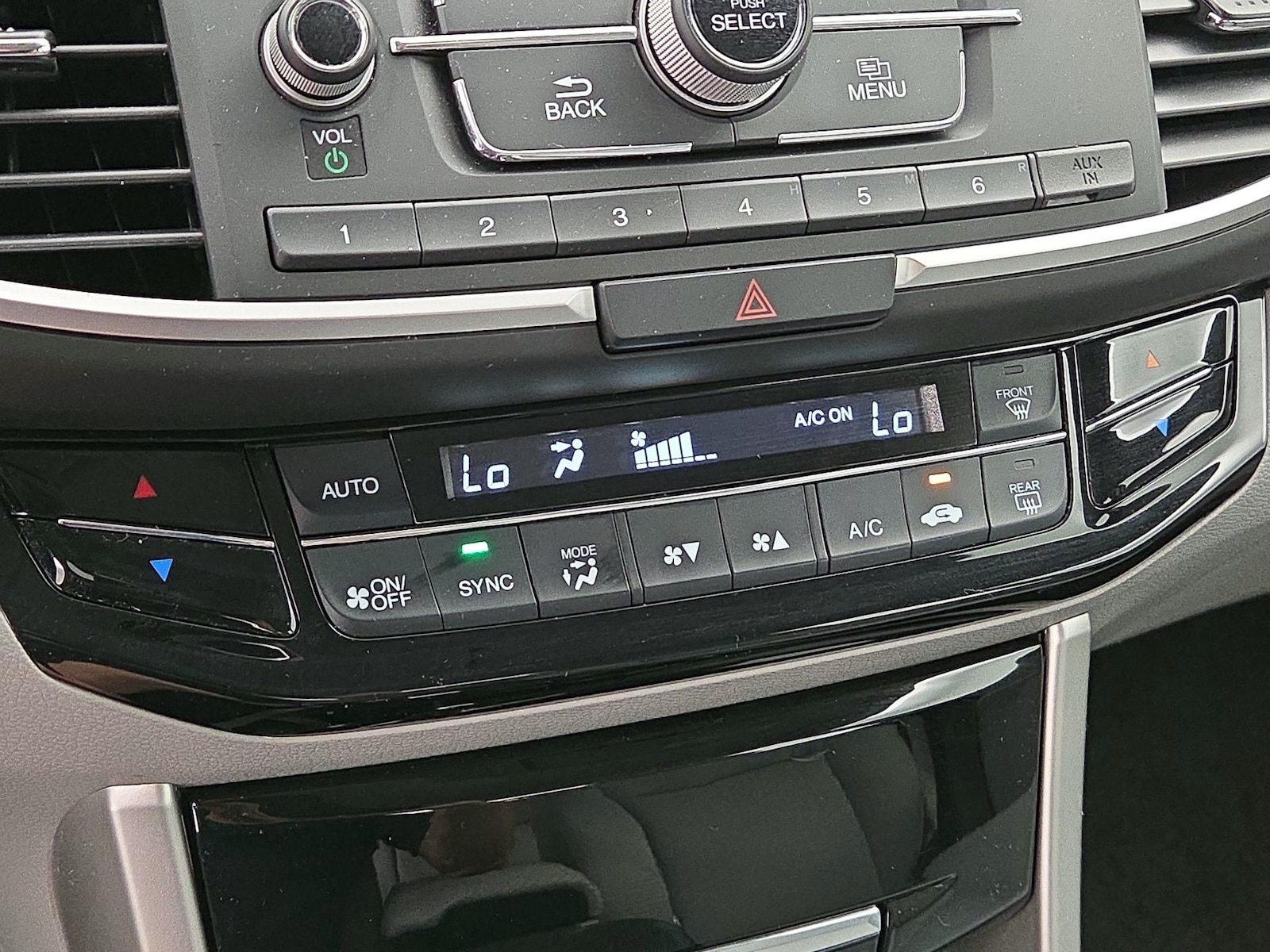2017 Honda Accord LX - Photo 17
