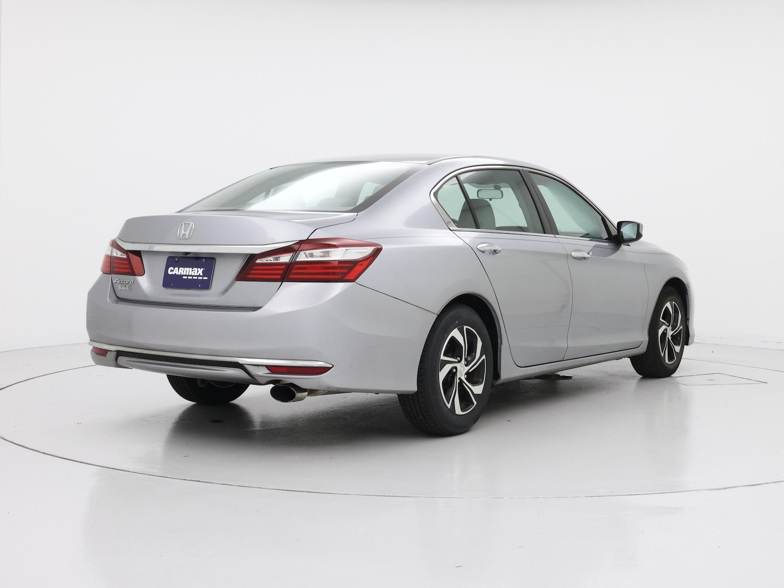 2017 Honda Accord LX - Photo 9