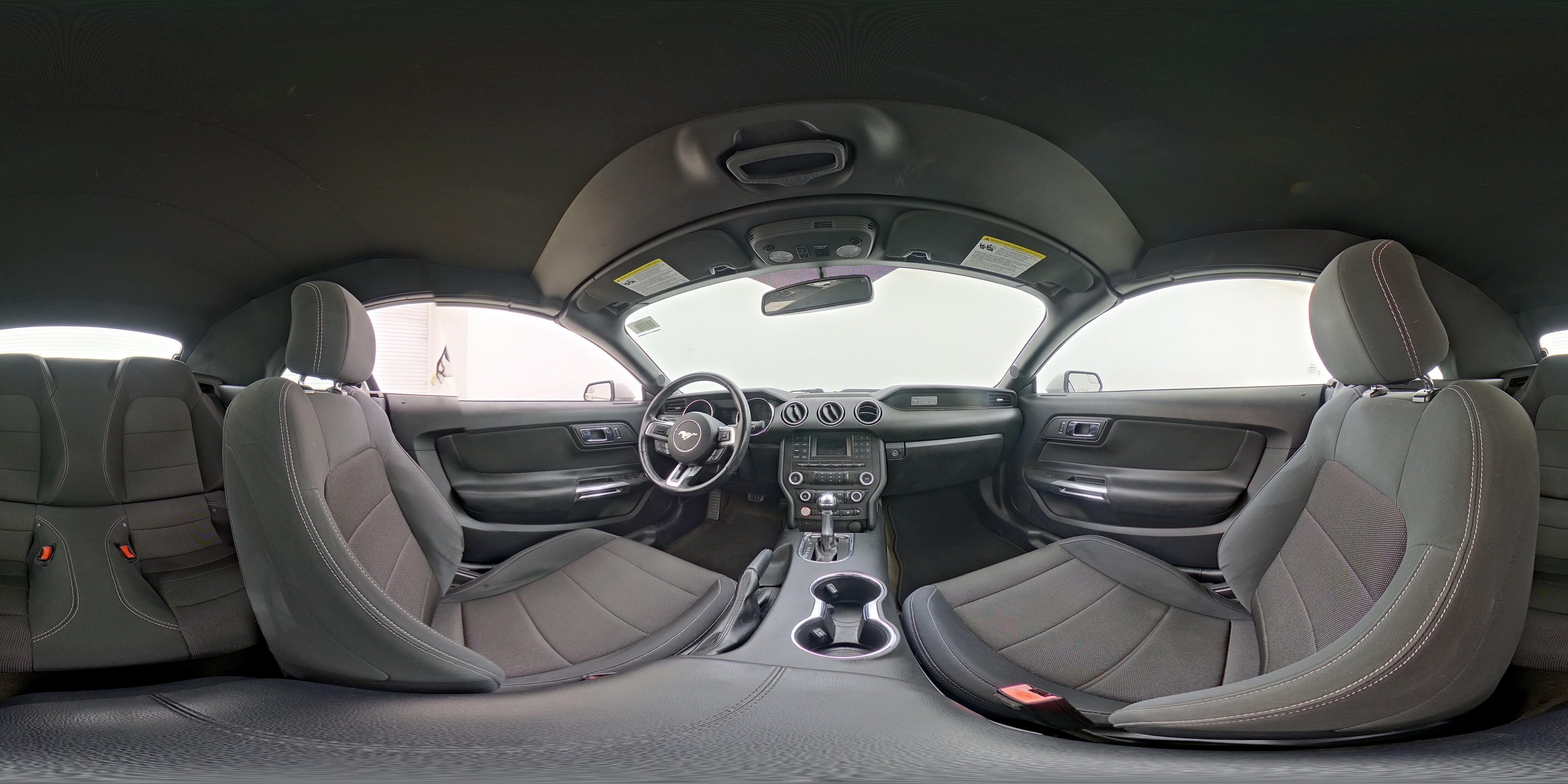 2016 Ford Mustang V6 - Photo 23