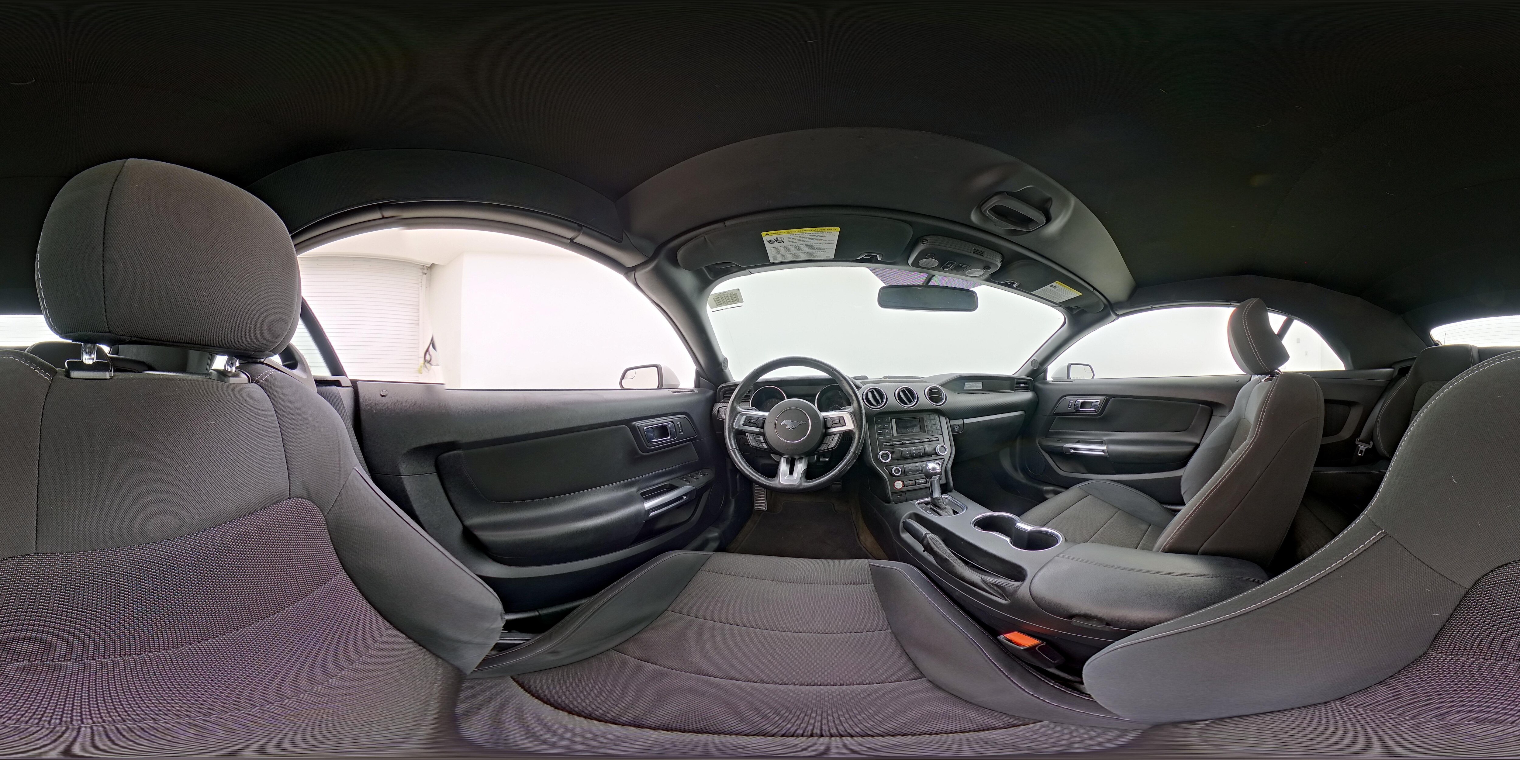 2016 Ford Mustang V6 - Photo 25