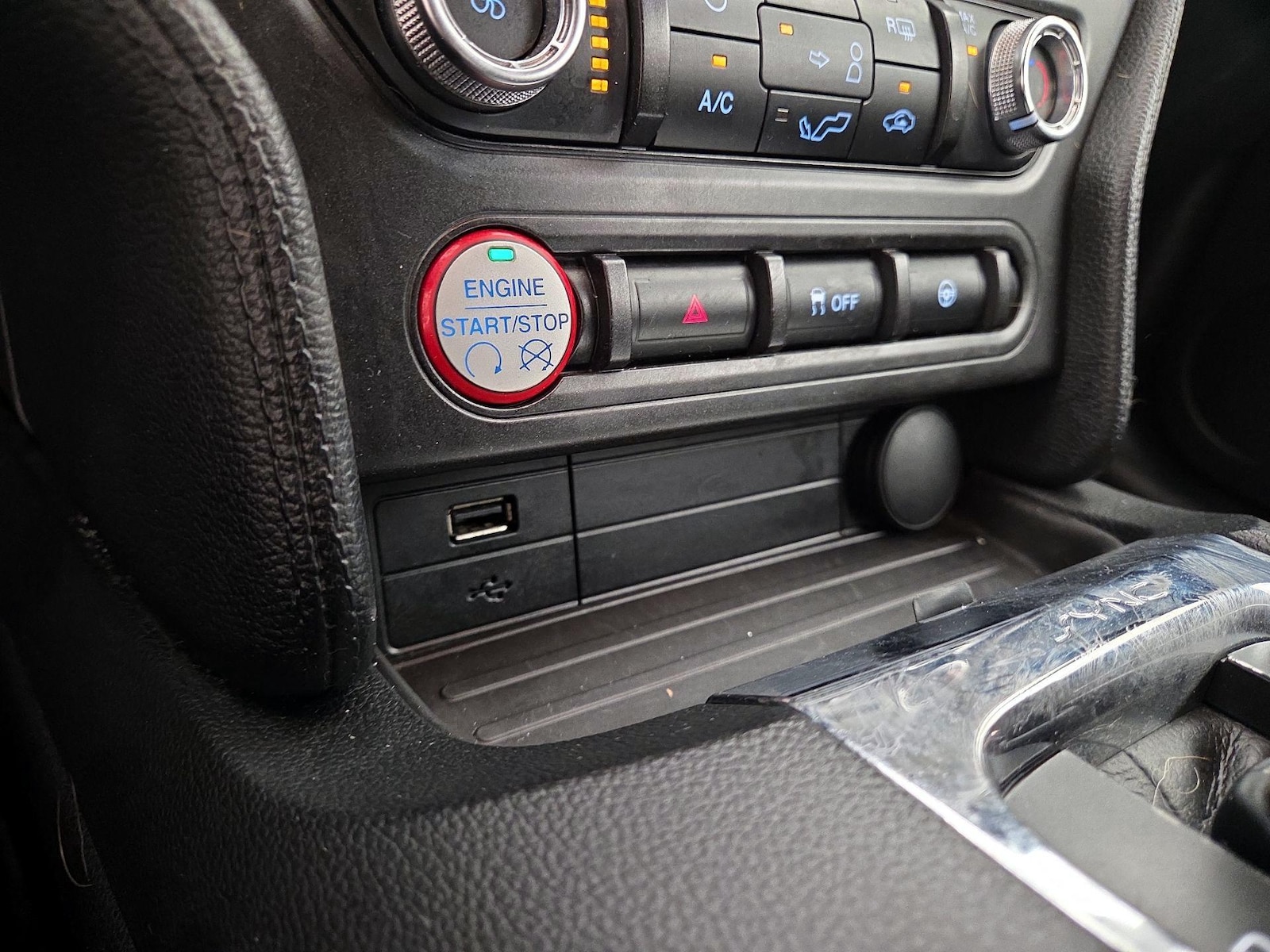 2016 Ford Mustang V6 - Photo 19