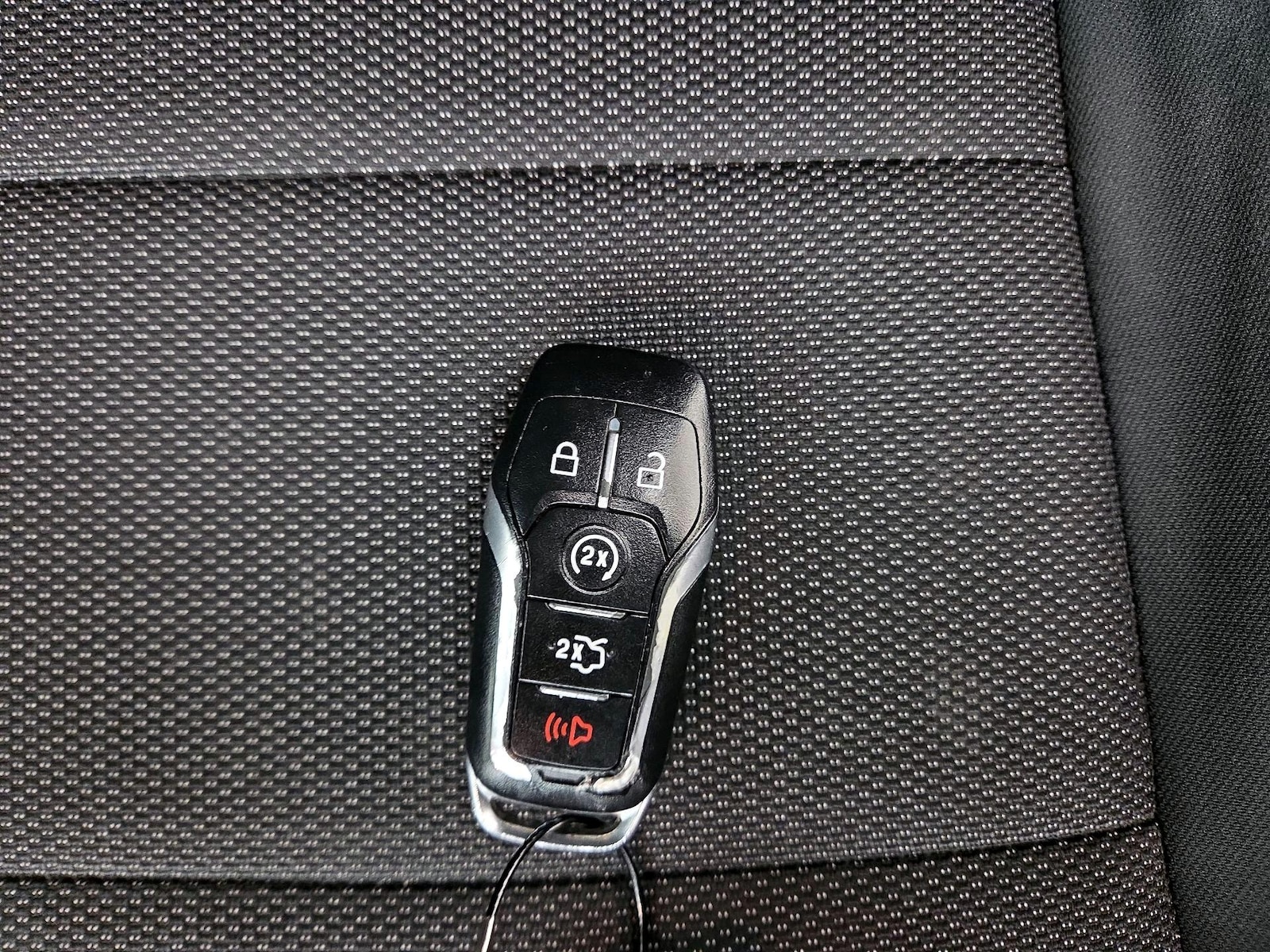 2016 Ford Mustang V6 - Photo 22