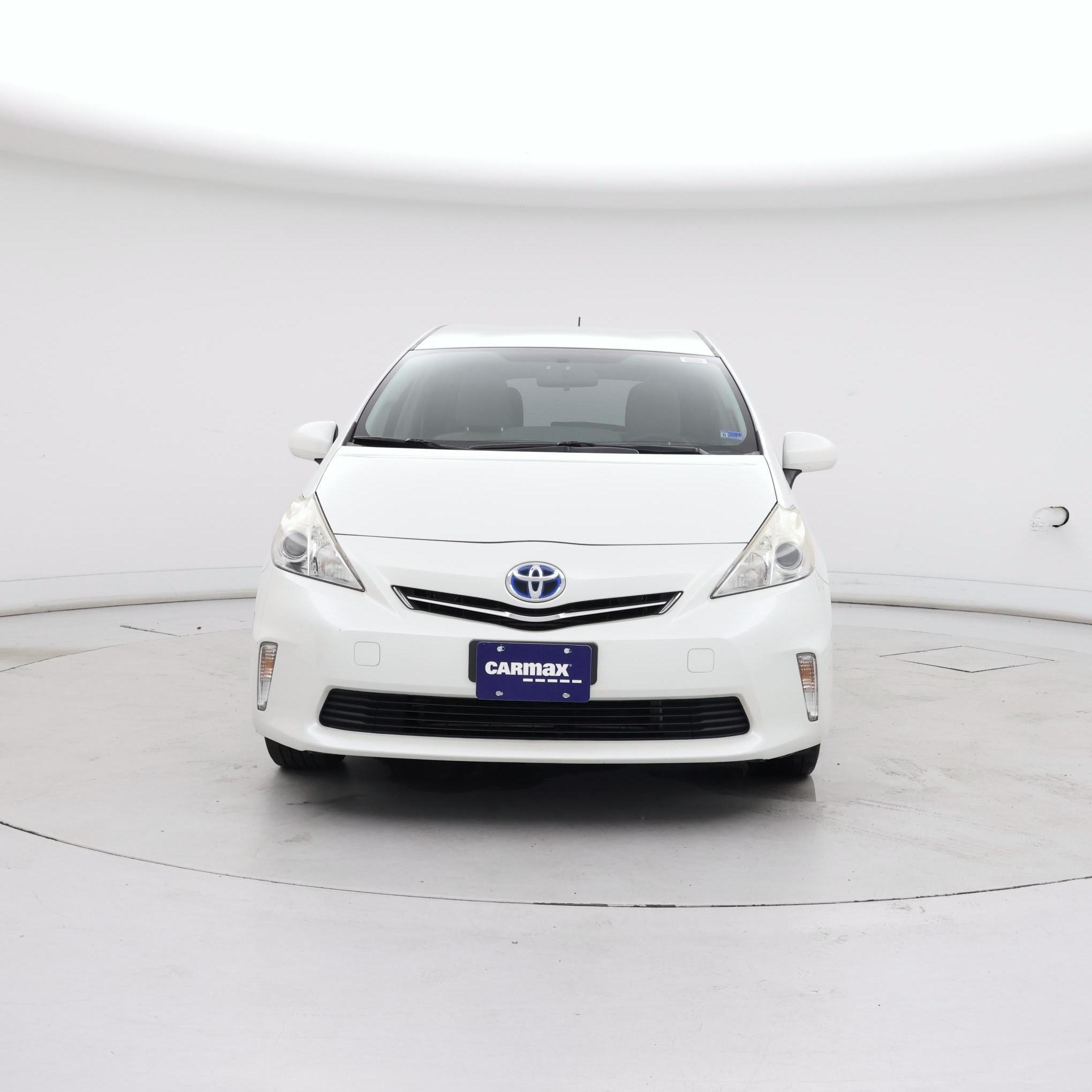 Thumbnail: 2014 Toyota Prius v - 5